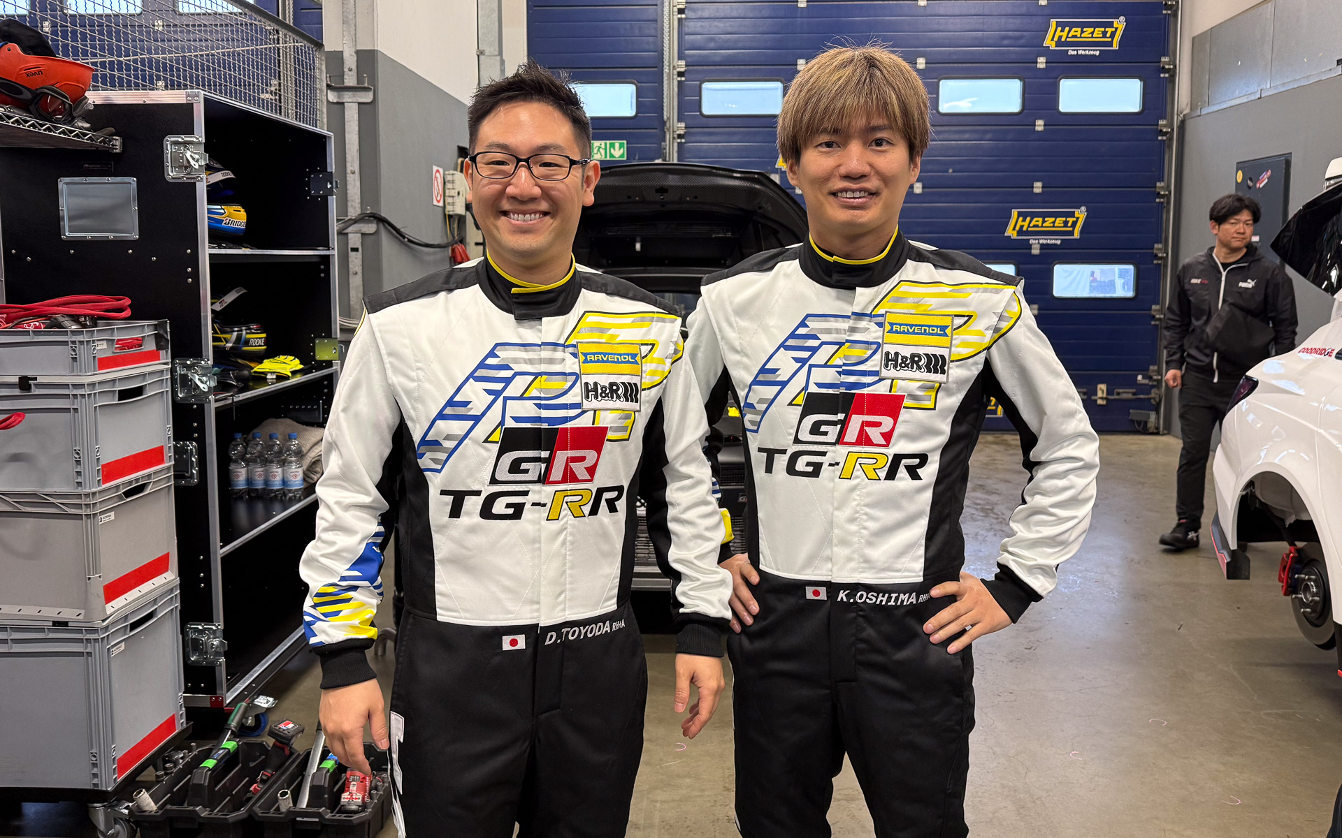 豊田大輔選手（左）と大嶋選手（右）。NLS 4時間における撮影