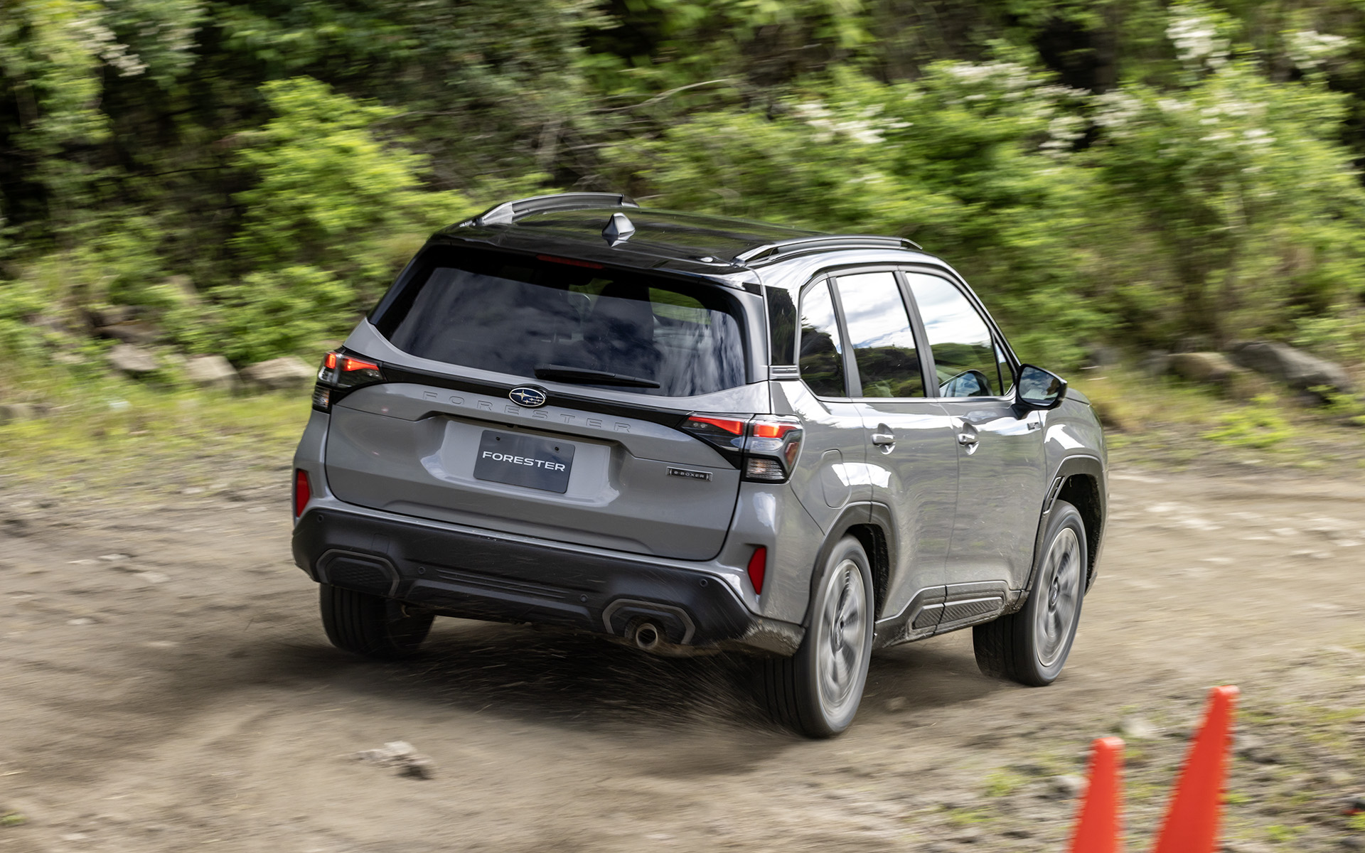 新型フォレスター Premium S:HEV EX