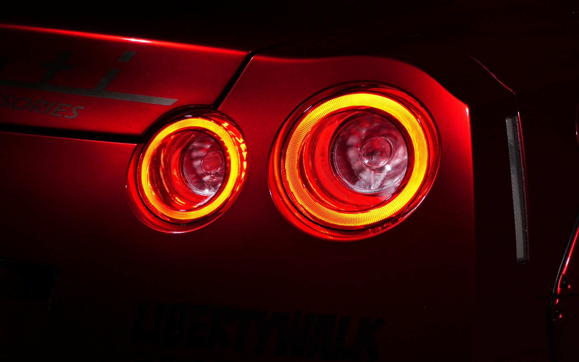 アルファレックスのR35GT-R用LEDライティングアイテムが登場した