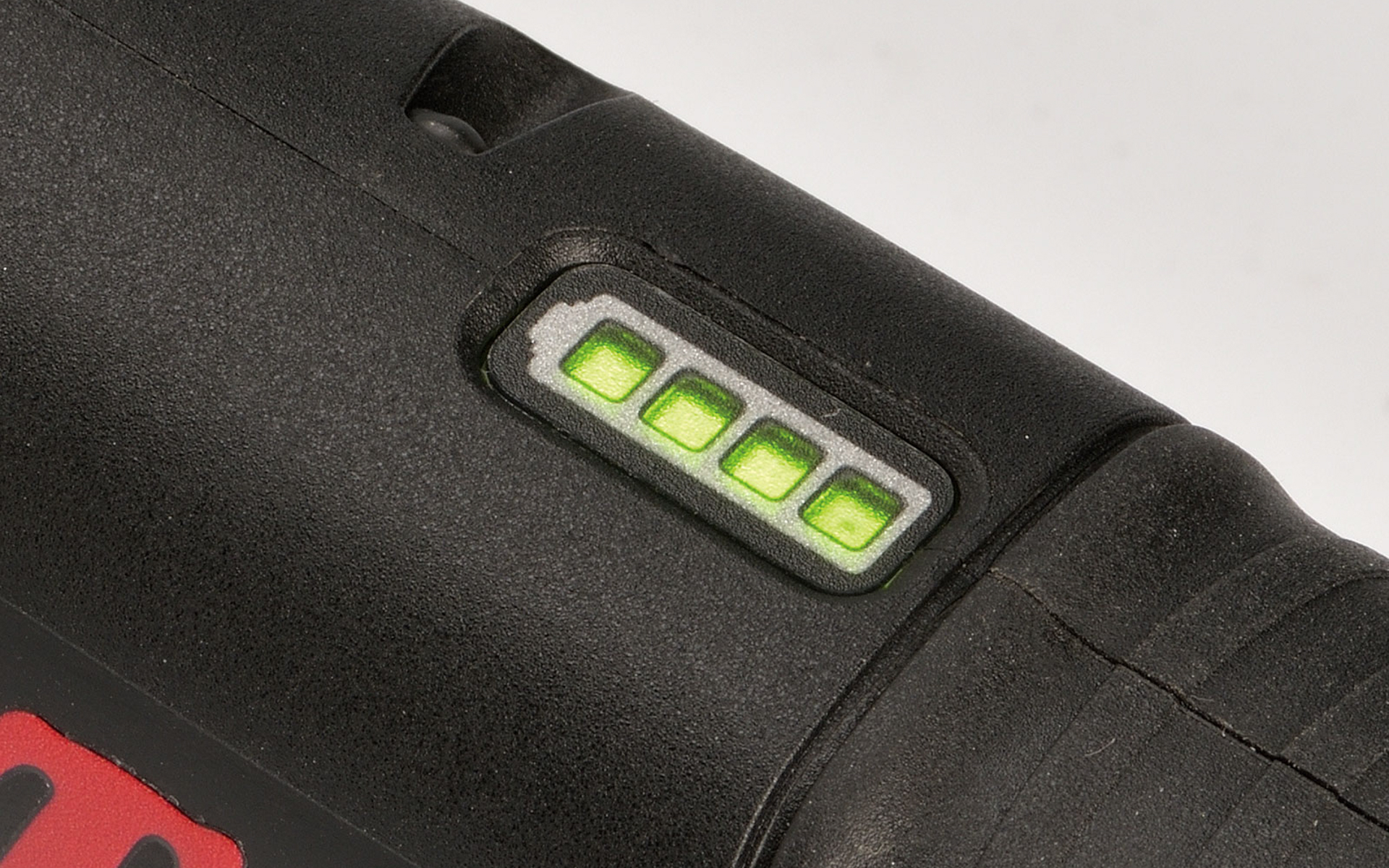 バッテリ残量が分かる充電インジケータ―付き