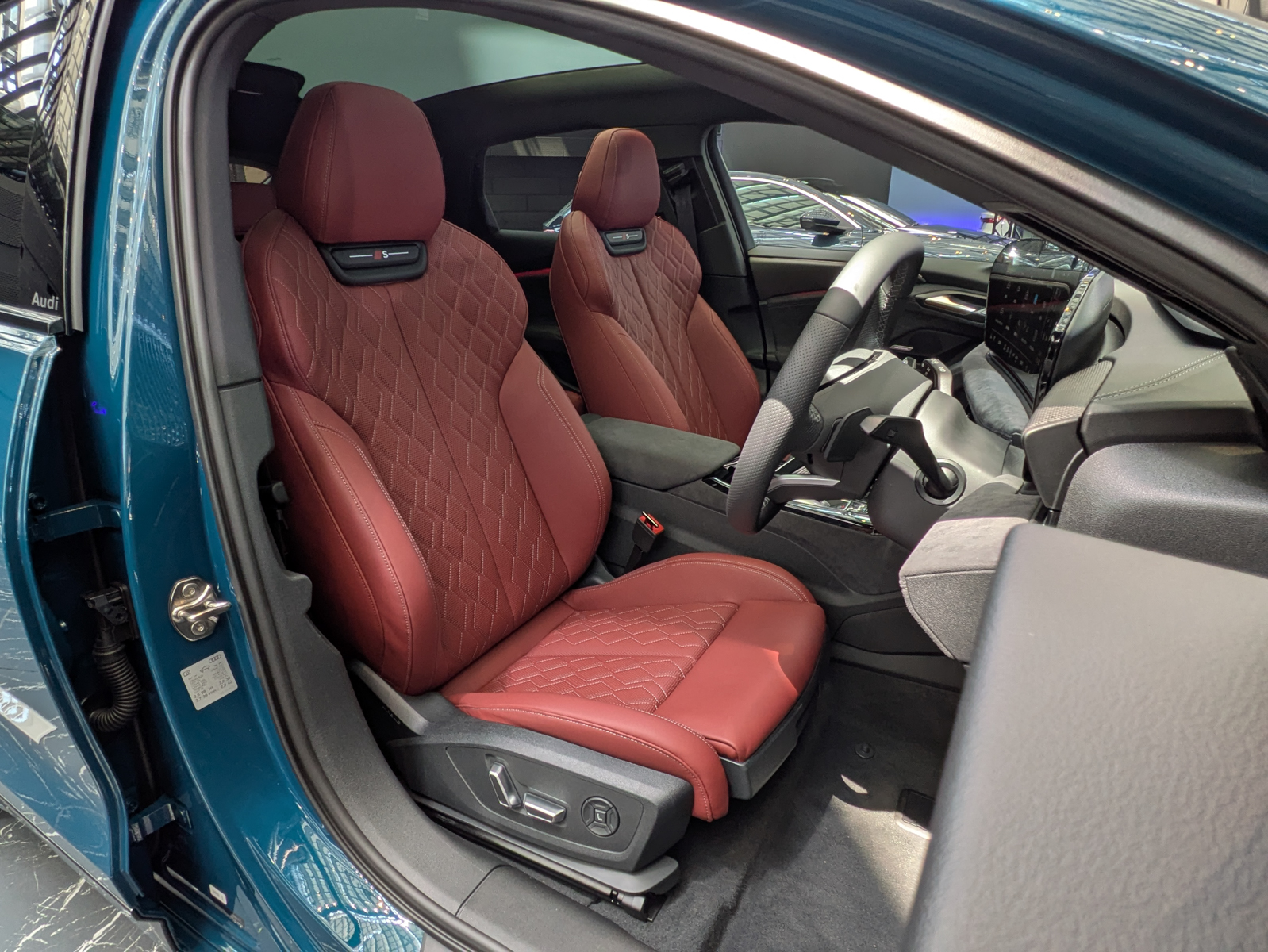 フロントシート