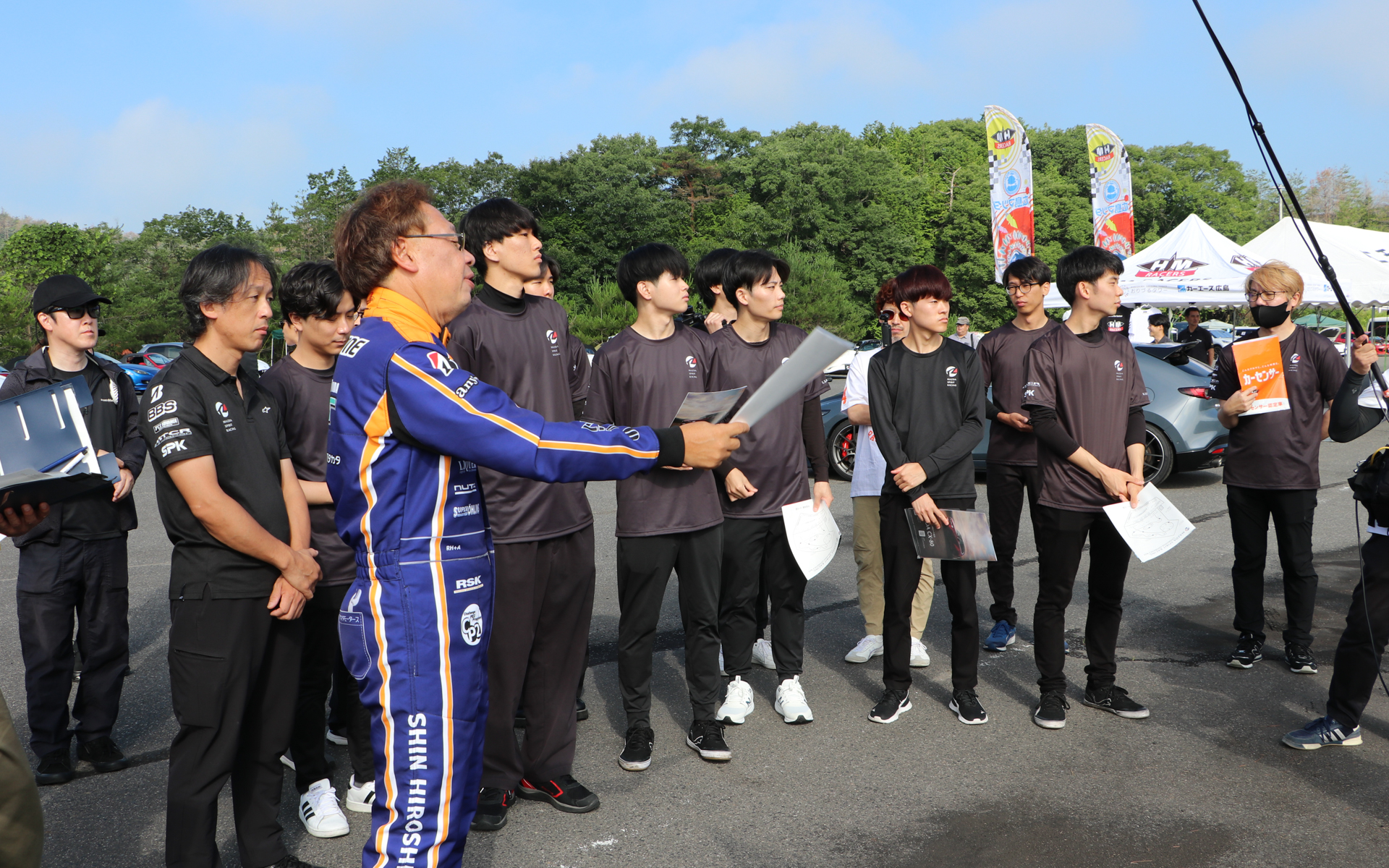 まずはコース図を見ながアドバイザーの説明を聞く