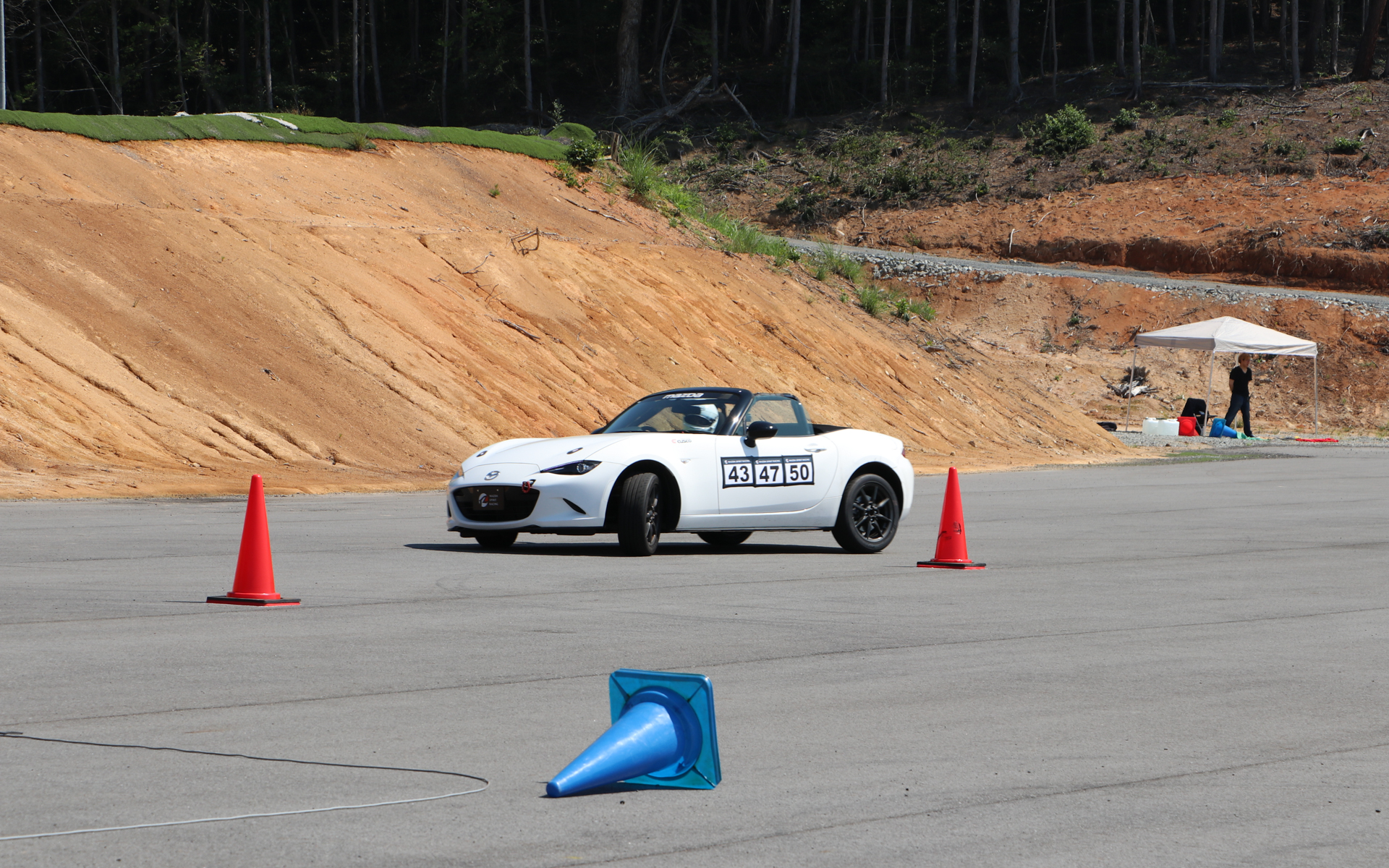 完熟歩行で事前にコースを歩いているものの、運転席から見る景色と移動速度が異なるため、ミスコースが発生してしまう選手も数人いた