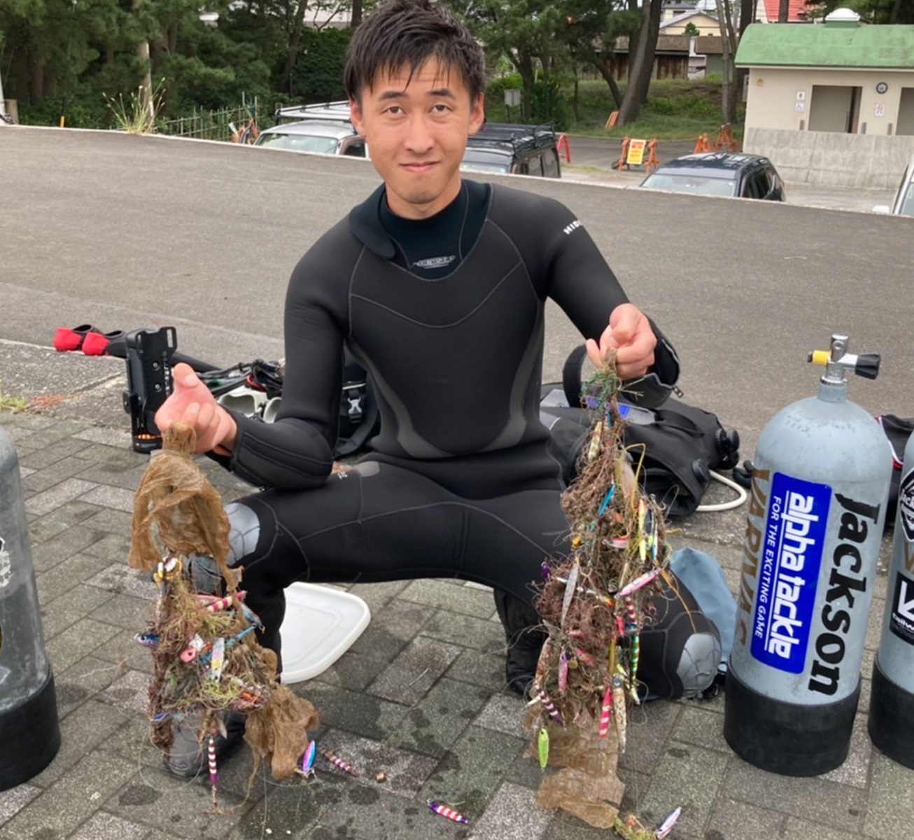 フィッシングダイバー Marine Sweeper 土井佑太氏。2021年にMarine Sweeper（マリンスイーパー）を設立。これまで放置され続けた海中ごみの問題や、釣りは楽しいが先行し続けて置き去りとなってしまった課題を解決すべく立ち上がる。静岡県を拠点に全国の海中清掃事業を手がけている