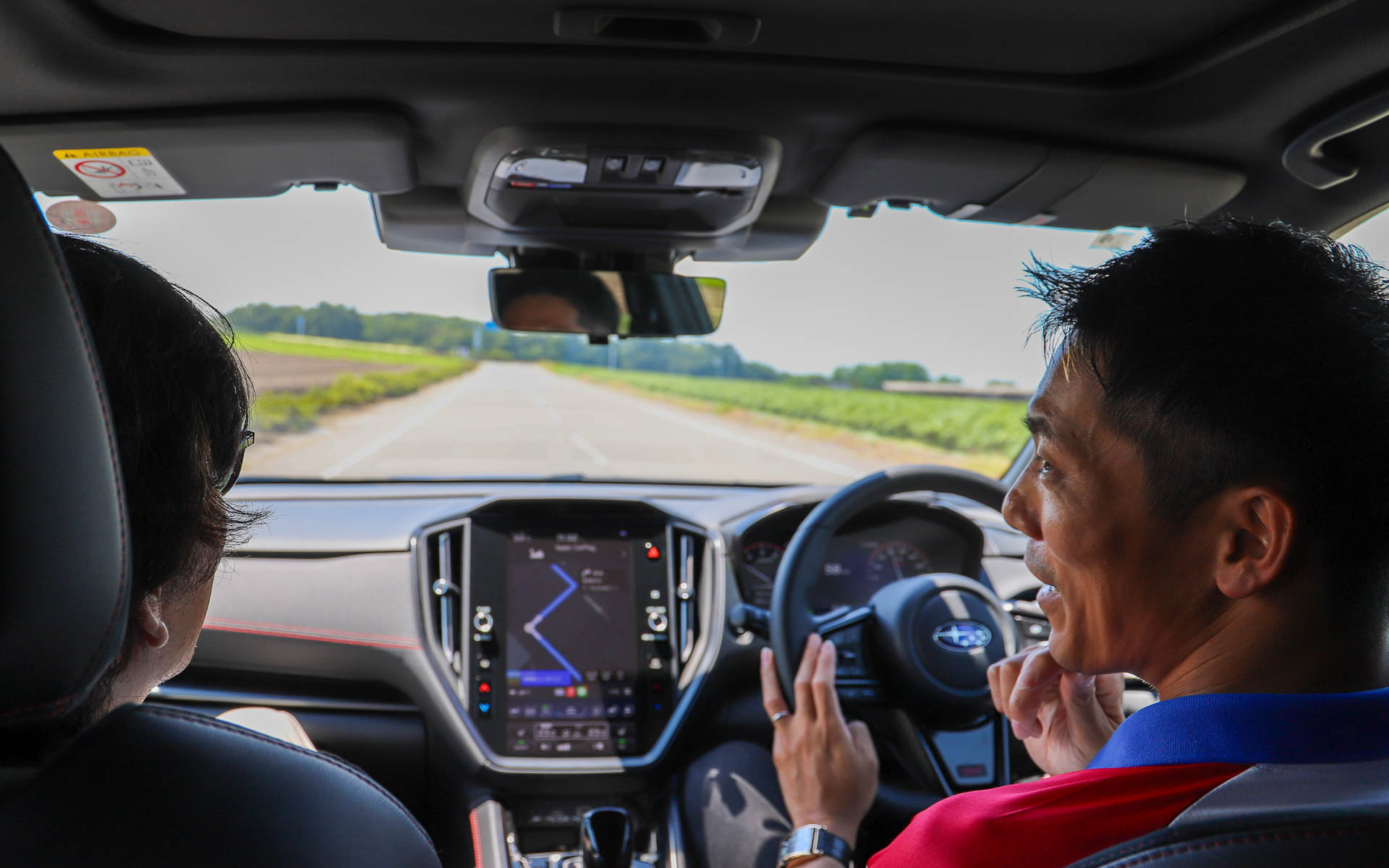 最初のドライバーはせっかくなので山内選手にお願いした。和気あいあいとしたドライブが始まる