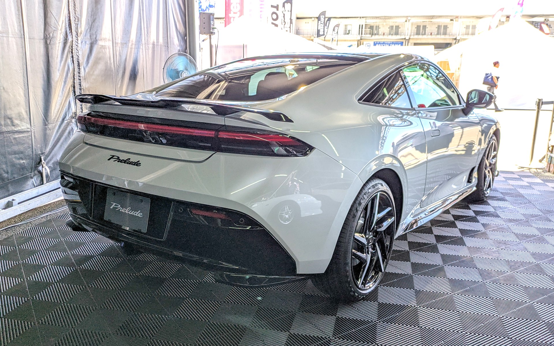 新型「プレリュード」純正アクセサリー装着車