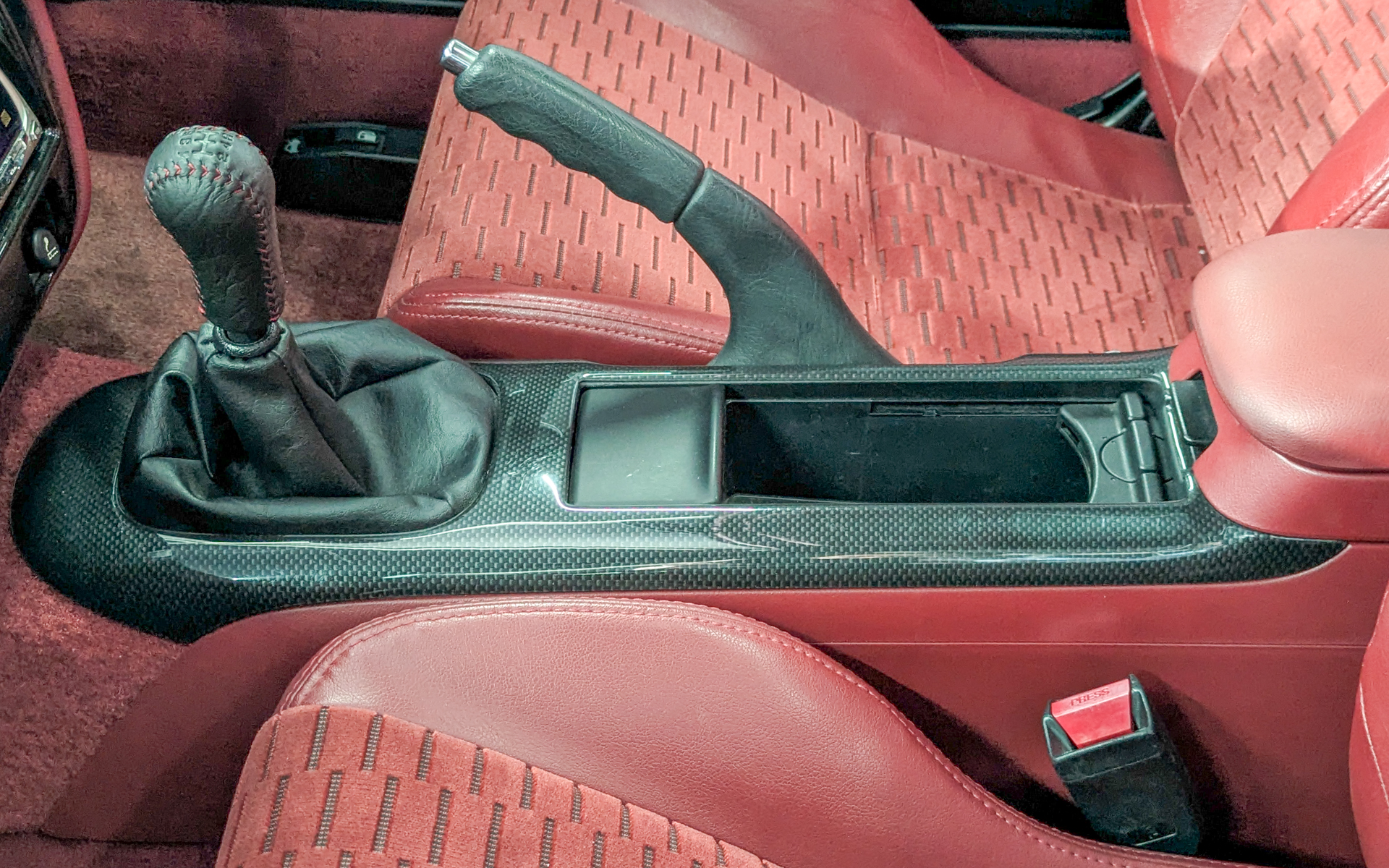 パネルキット カーボン調（センターコンソール、ラジオパネル、ドアスイッチ部）