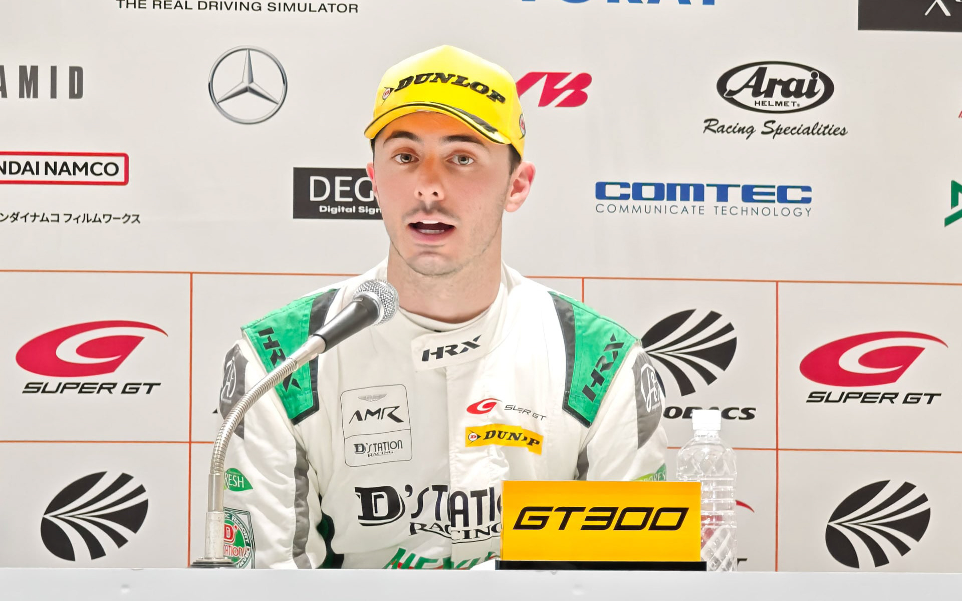 GT300優勝のチャーリー・ファグ選手