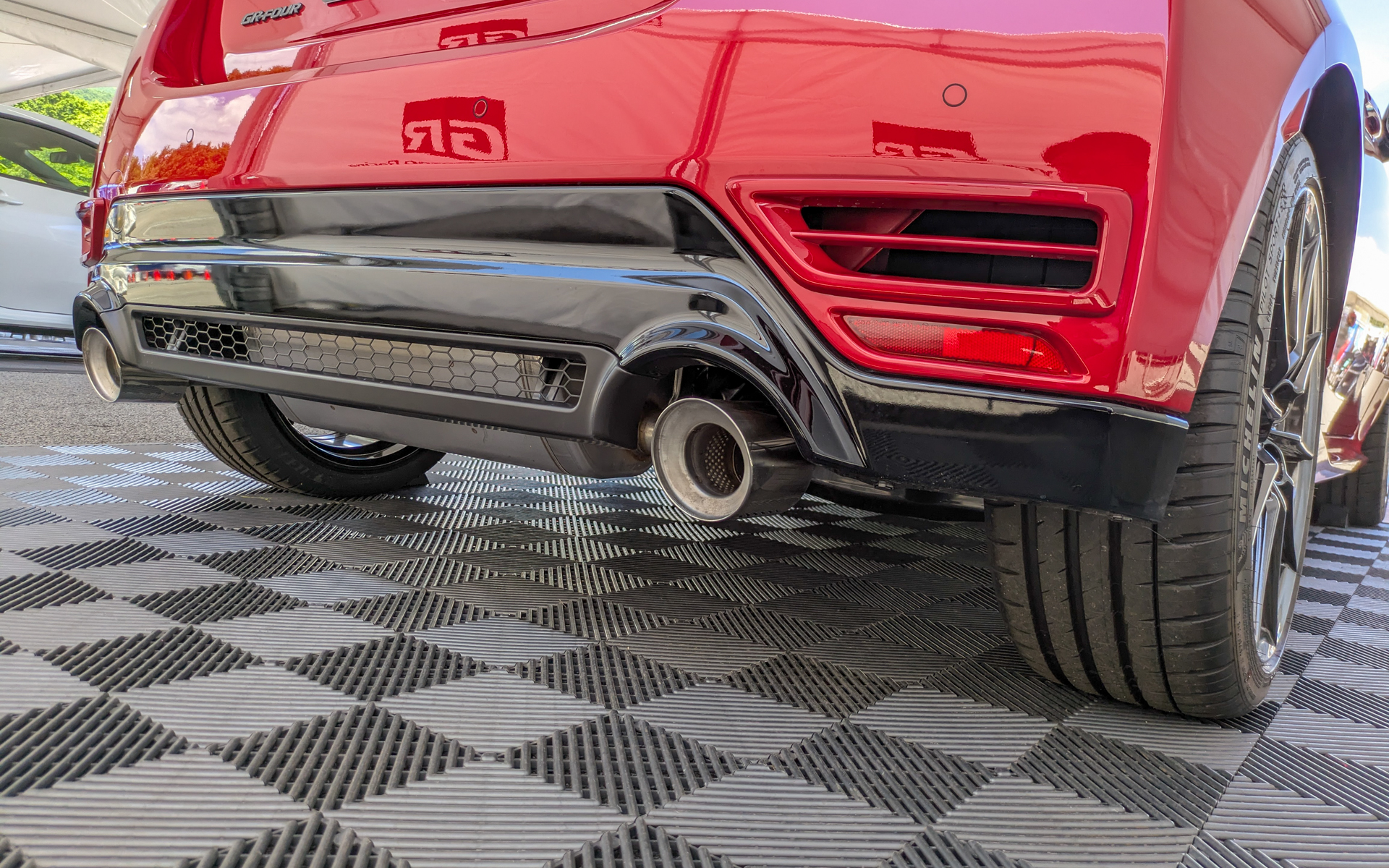 リアバンパーダクト