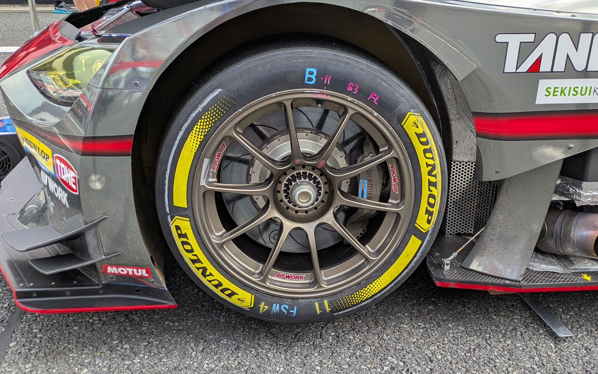 11号車 GAINER TANAX Z