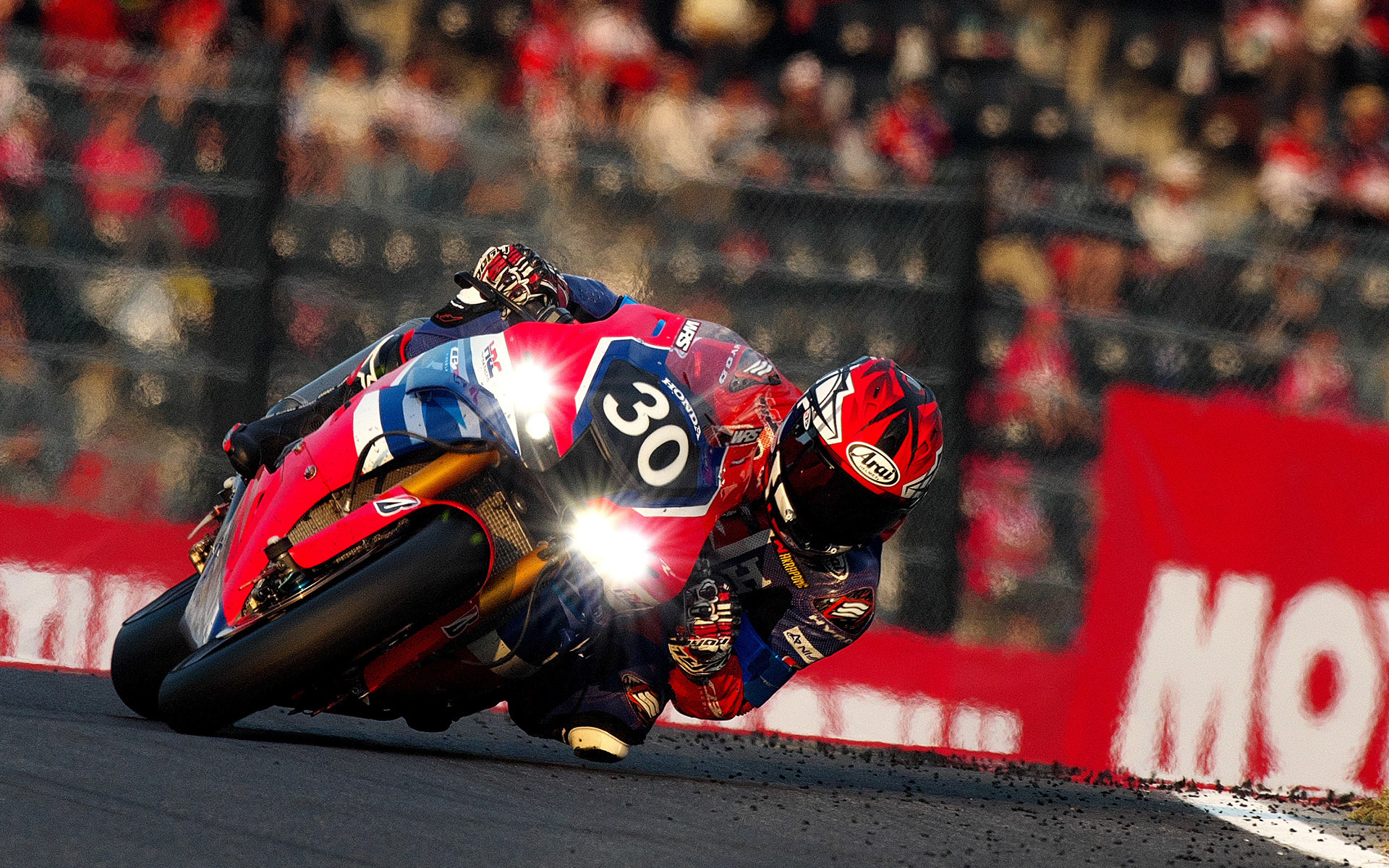 鈴鹿8耐は30号車Honda HRCが4連覇