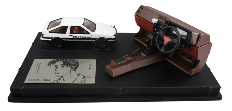 頭文字D」30周年、藤原拓海の家「トミカプレミアムunlimited 頭