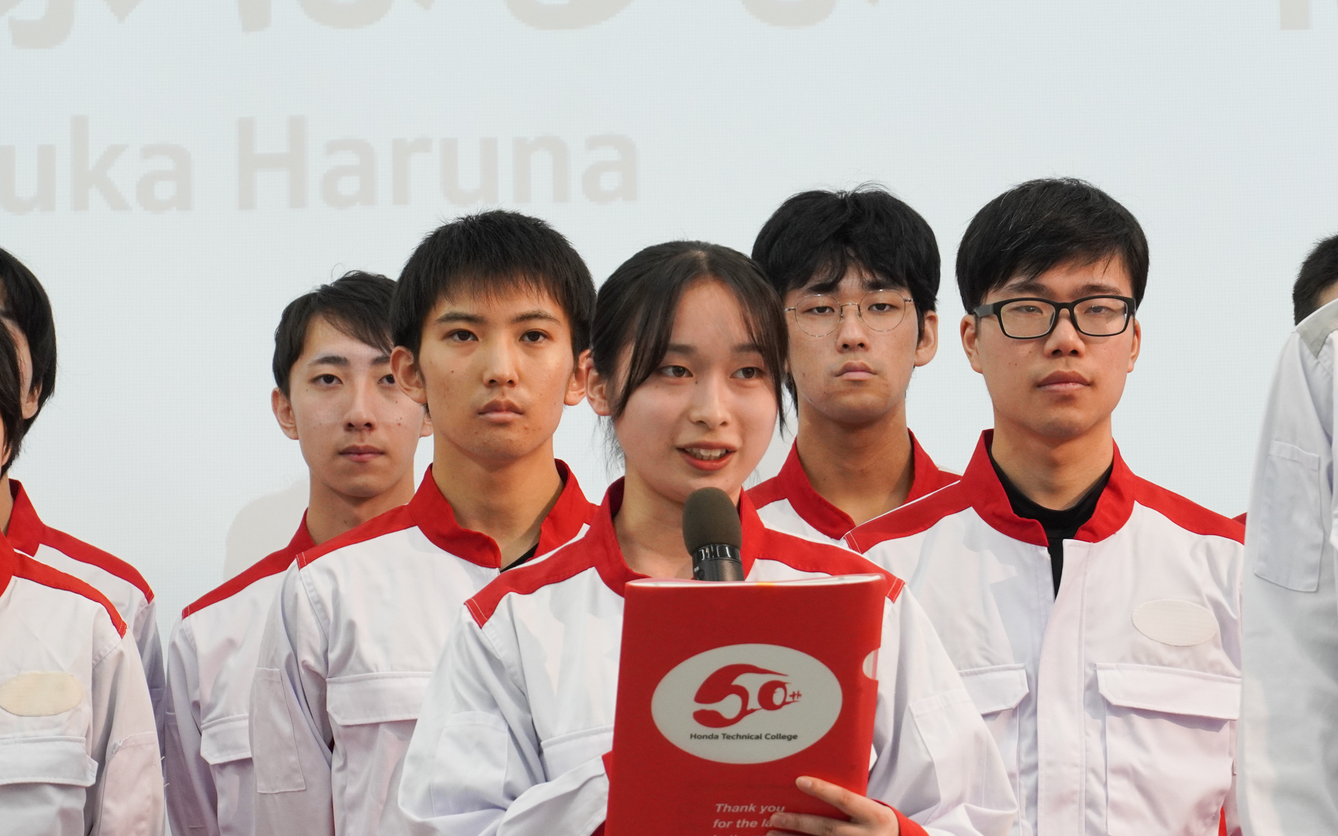 1号車のリーダー飯塚はるなさん