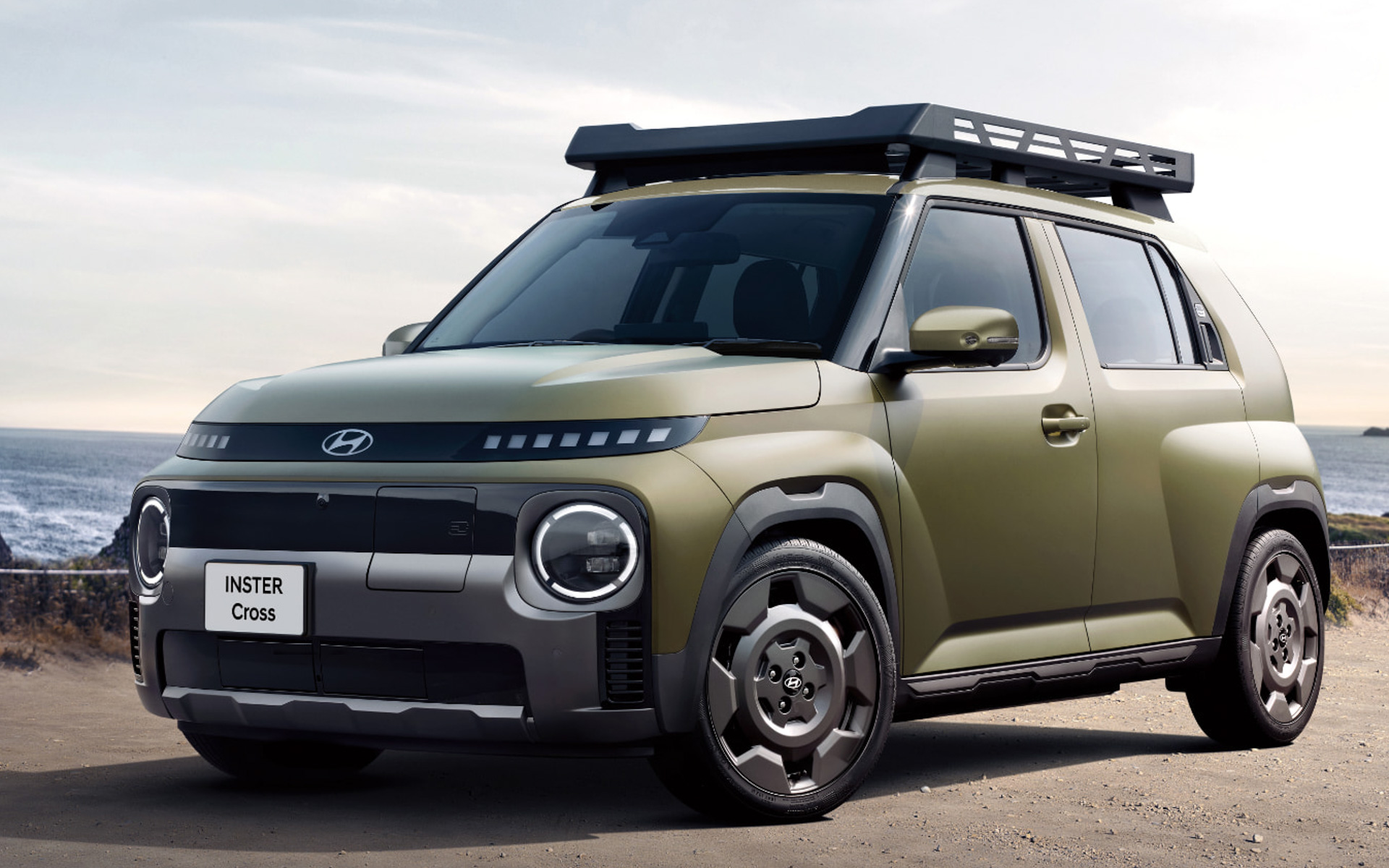 新型EV「インスター」に設定されたアウトドアテイストのアクティブグレード「インスタークロス」