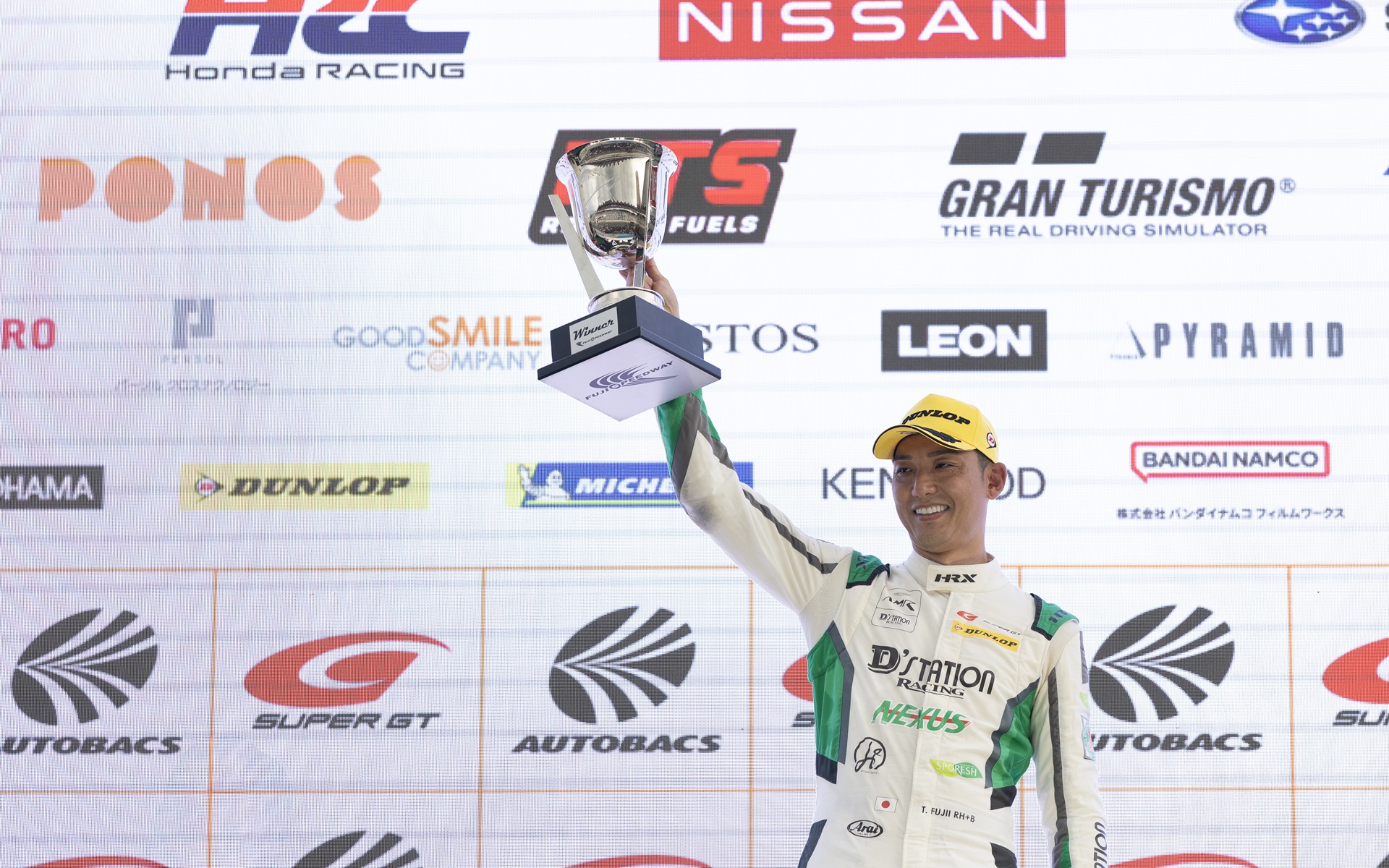 SUPER GT第4戦富士のレース2で、777号車 D'station Vantage GT3をドライブして優勝した藤井誠暢選手