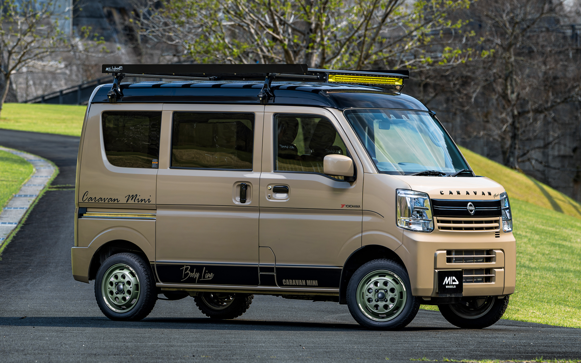 日産「クリッパーリオ」×ウシャリントバリ（セミグロスODグリーン）