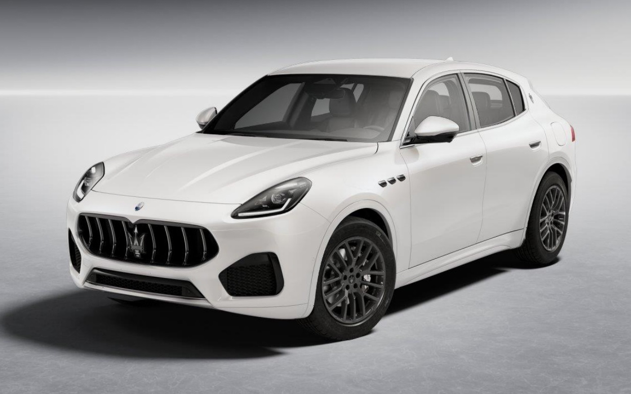 新エントリーグレード「グレカーレ エッセンツァ」