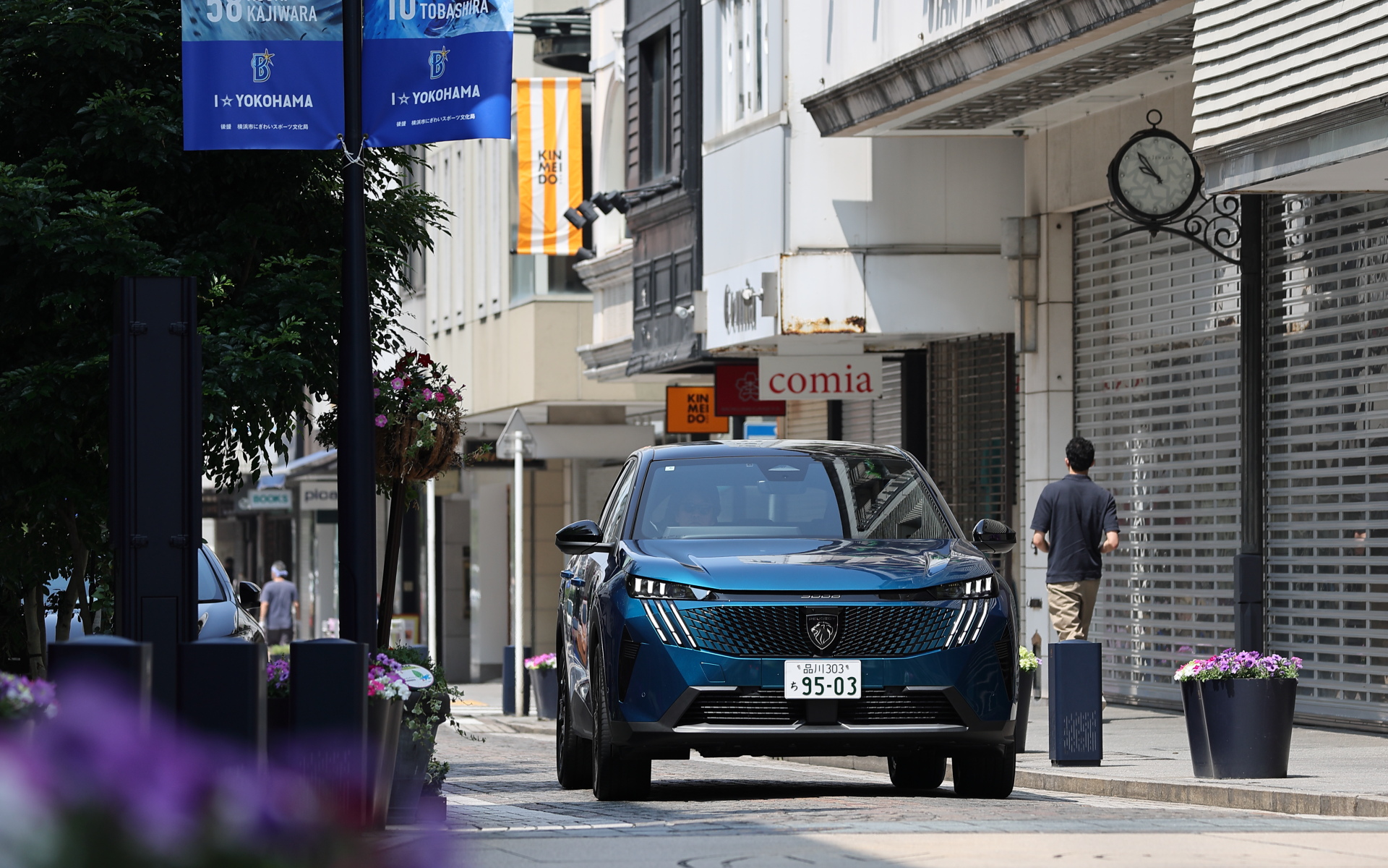 新型3008 GT Hybrid アルカンタラパッケージ