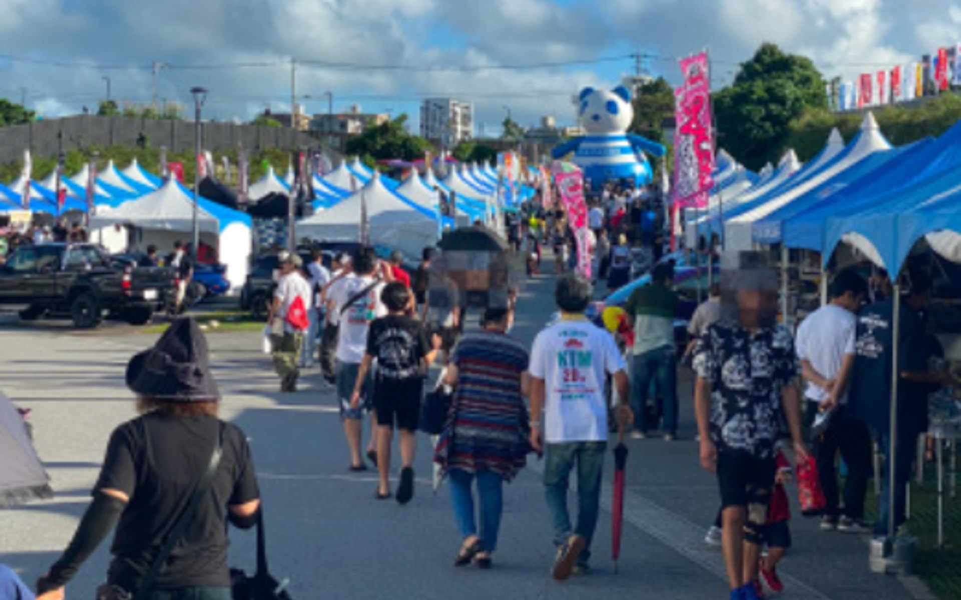 オキナワモーターショー2024の様子（屋外出展エリア）