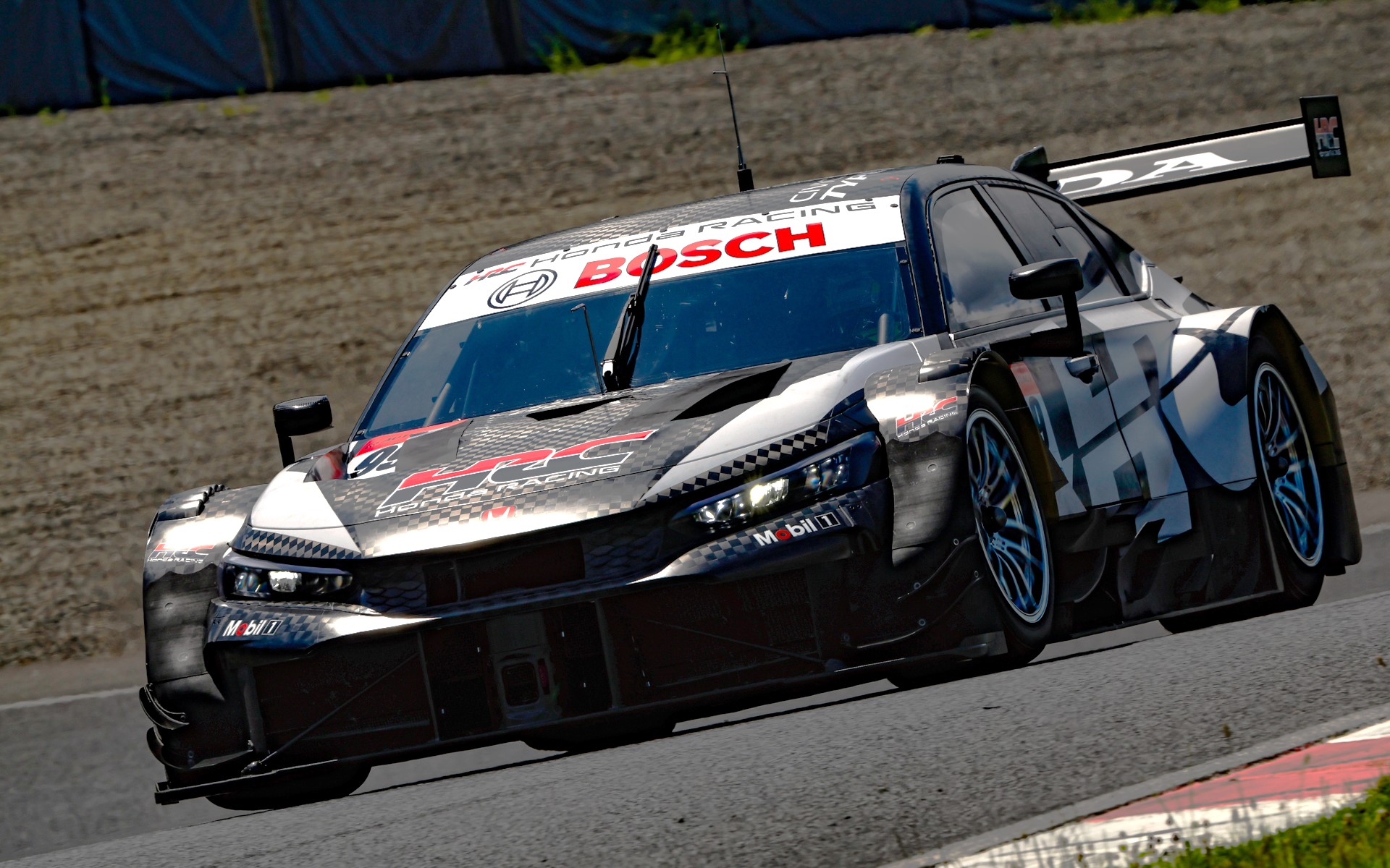 モービル1エンジンオイルとホンダ・レーシングが新たな「テクノロジーパートナーシップロゴ」発表した