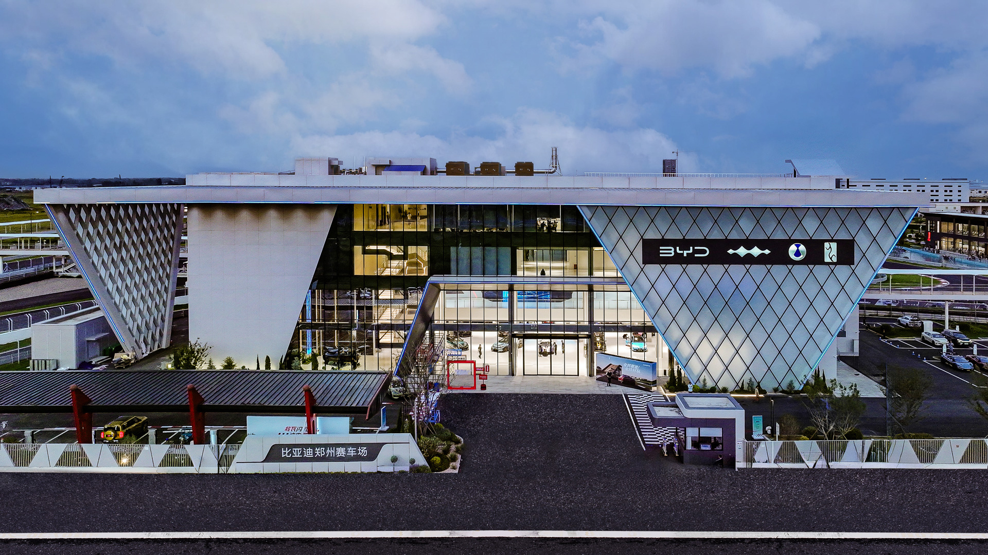 中国・鄭州市に新エネルギー車（NEV）専用のオールテレーン・サーキット開業