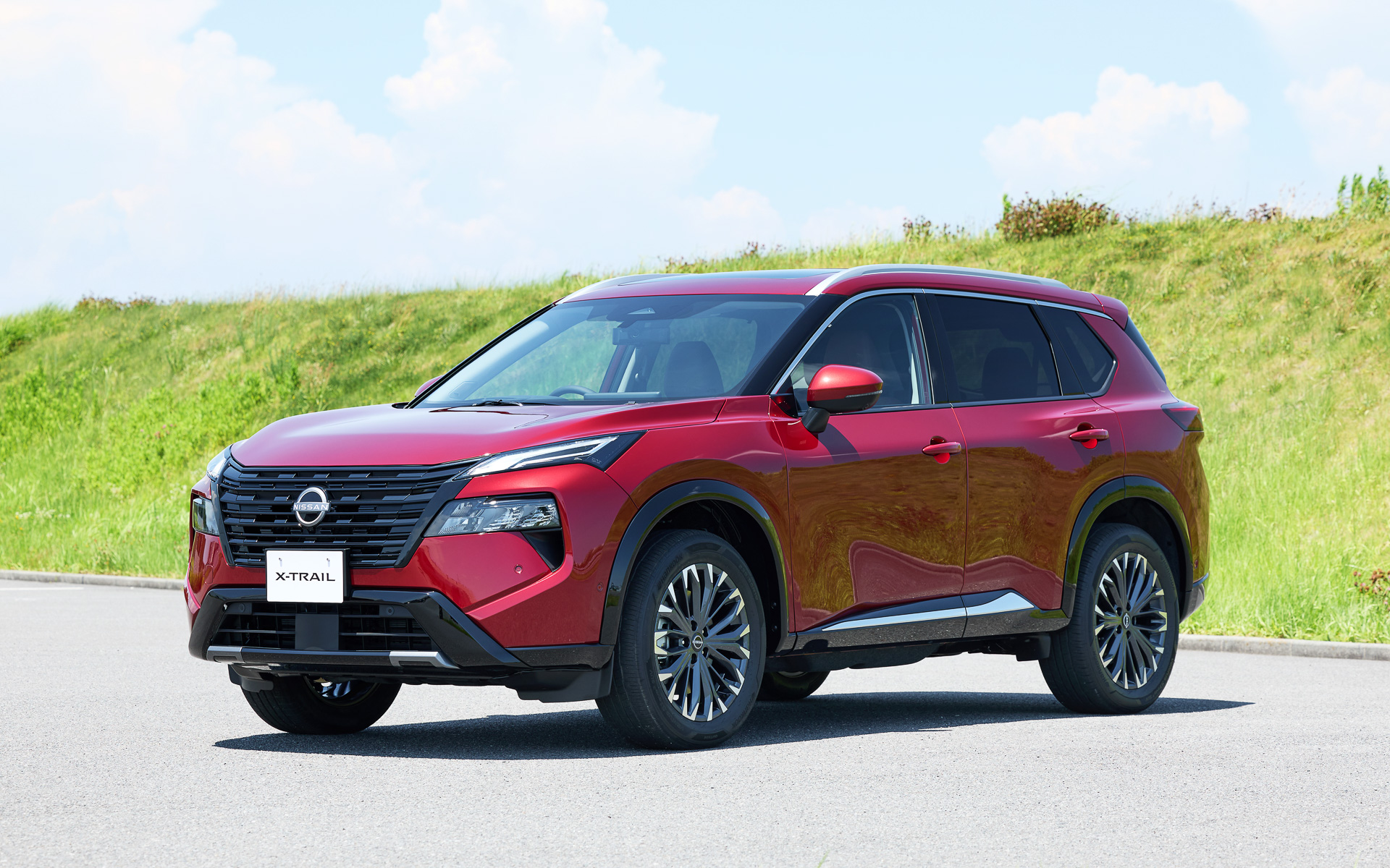 新型エクストレイルのエクステリア