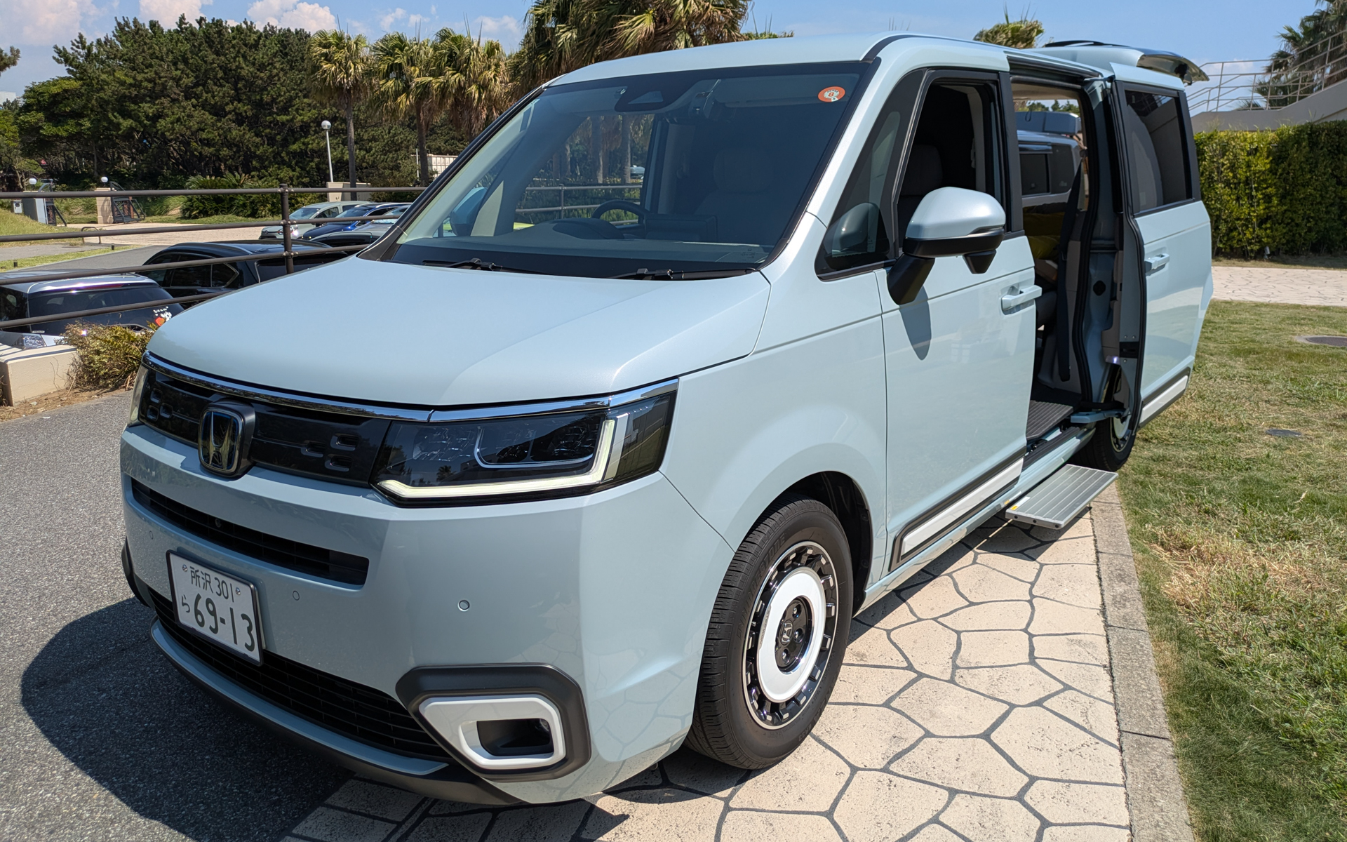 STEP WGN e:HEV AIR車中泊仕様体験車