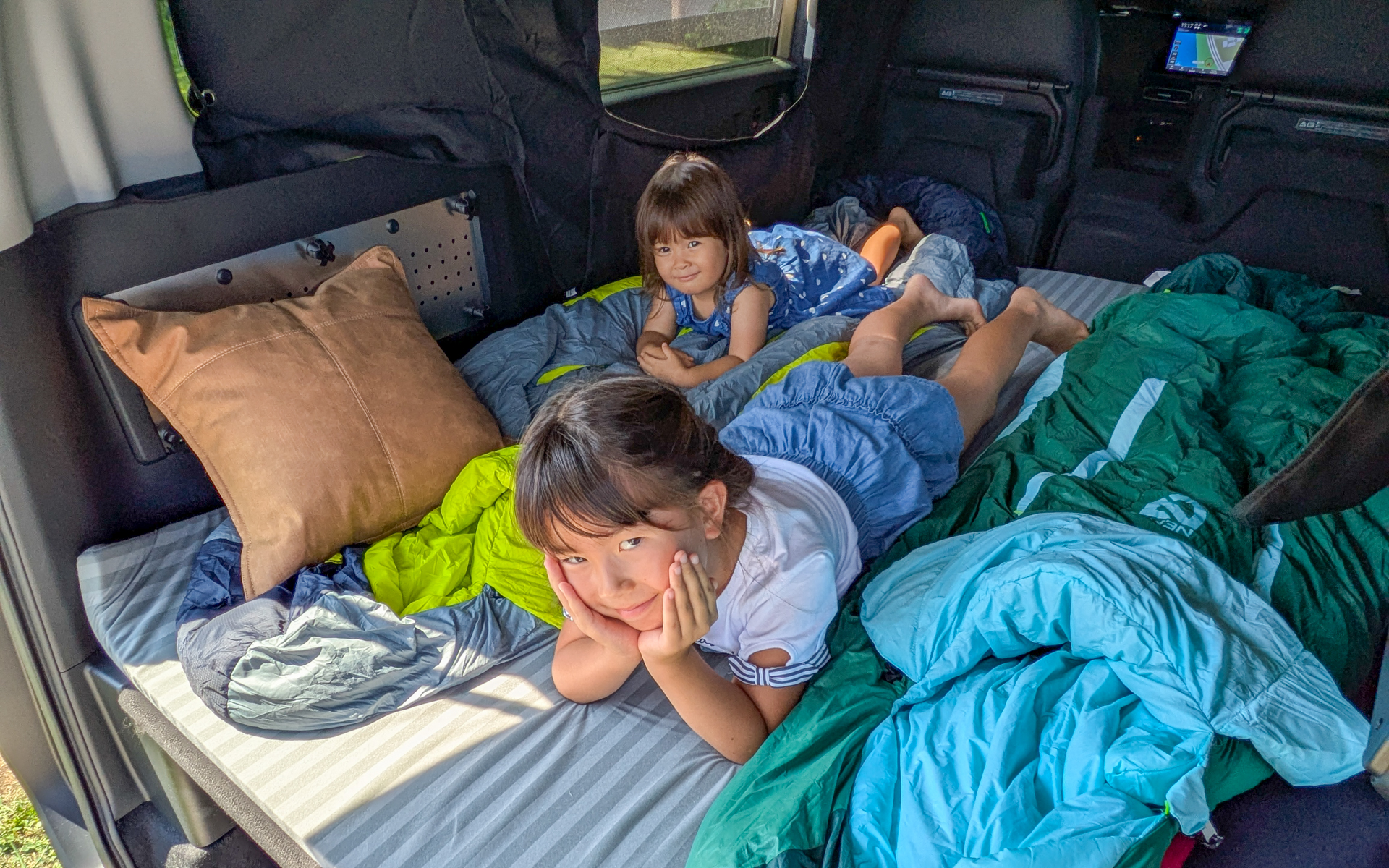 FREED e:HEV CROSSTAR車中泊仕様体験車