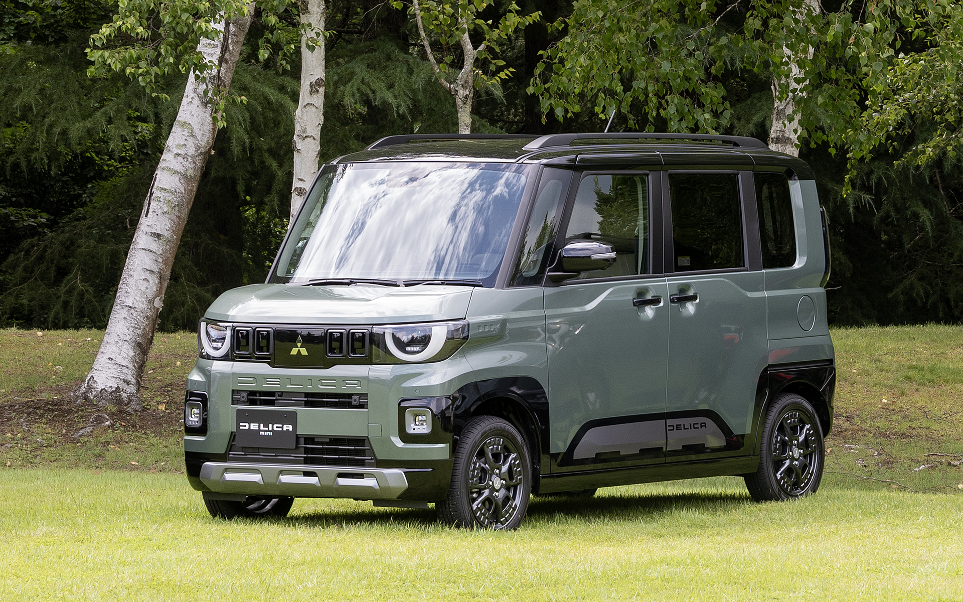 新型「デリカミニ」