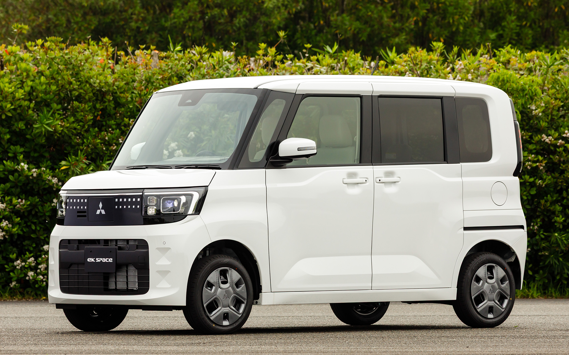 新型「eKスペース」