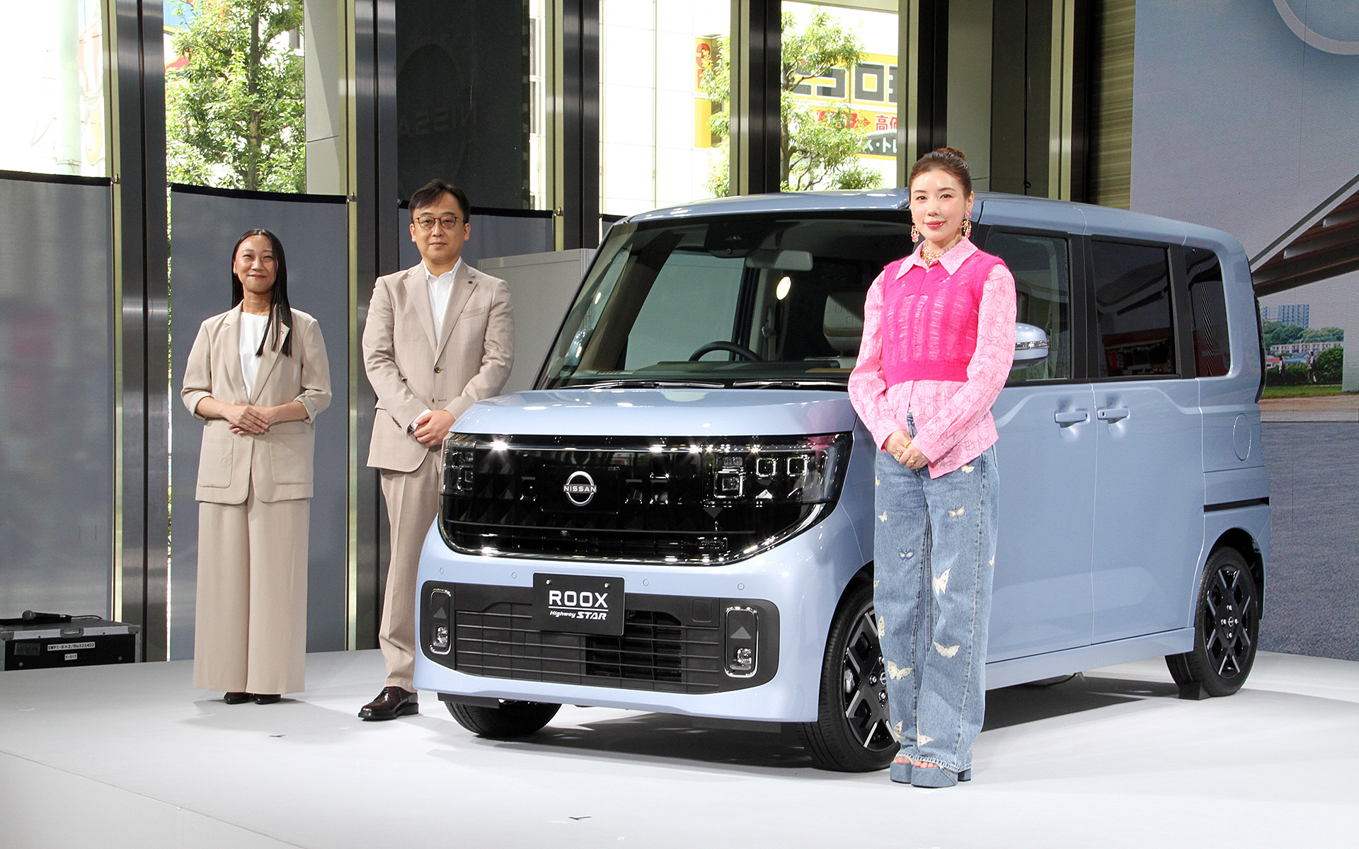 新型「ルークス」の先行披露会を開催