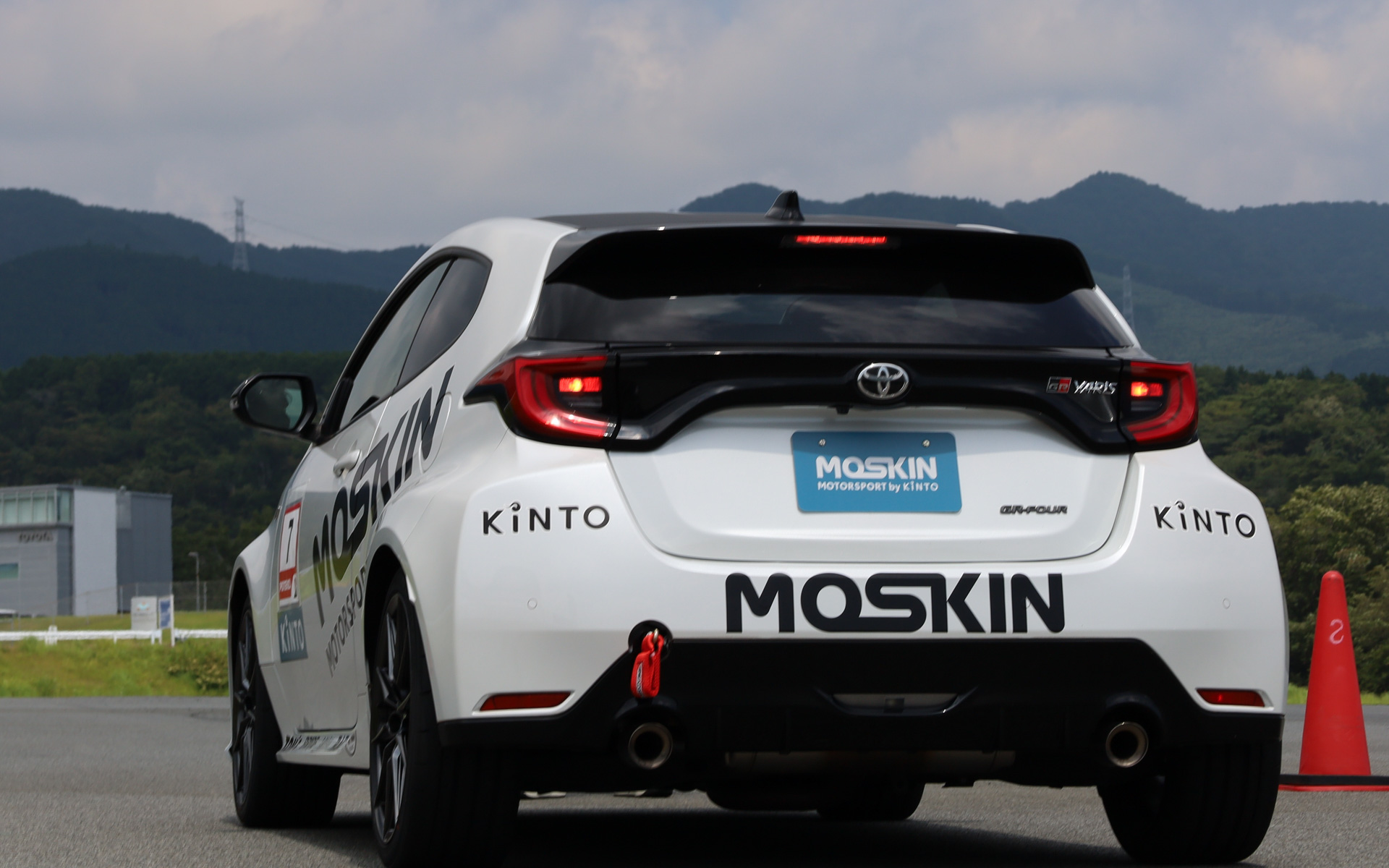 KINTOの新サービス「モスキン（MOTORSPORT by KINTO）」のオープニングイベントが富士スピードウェイで開催された