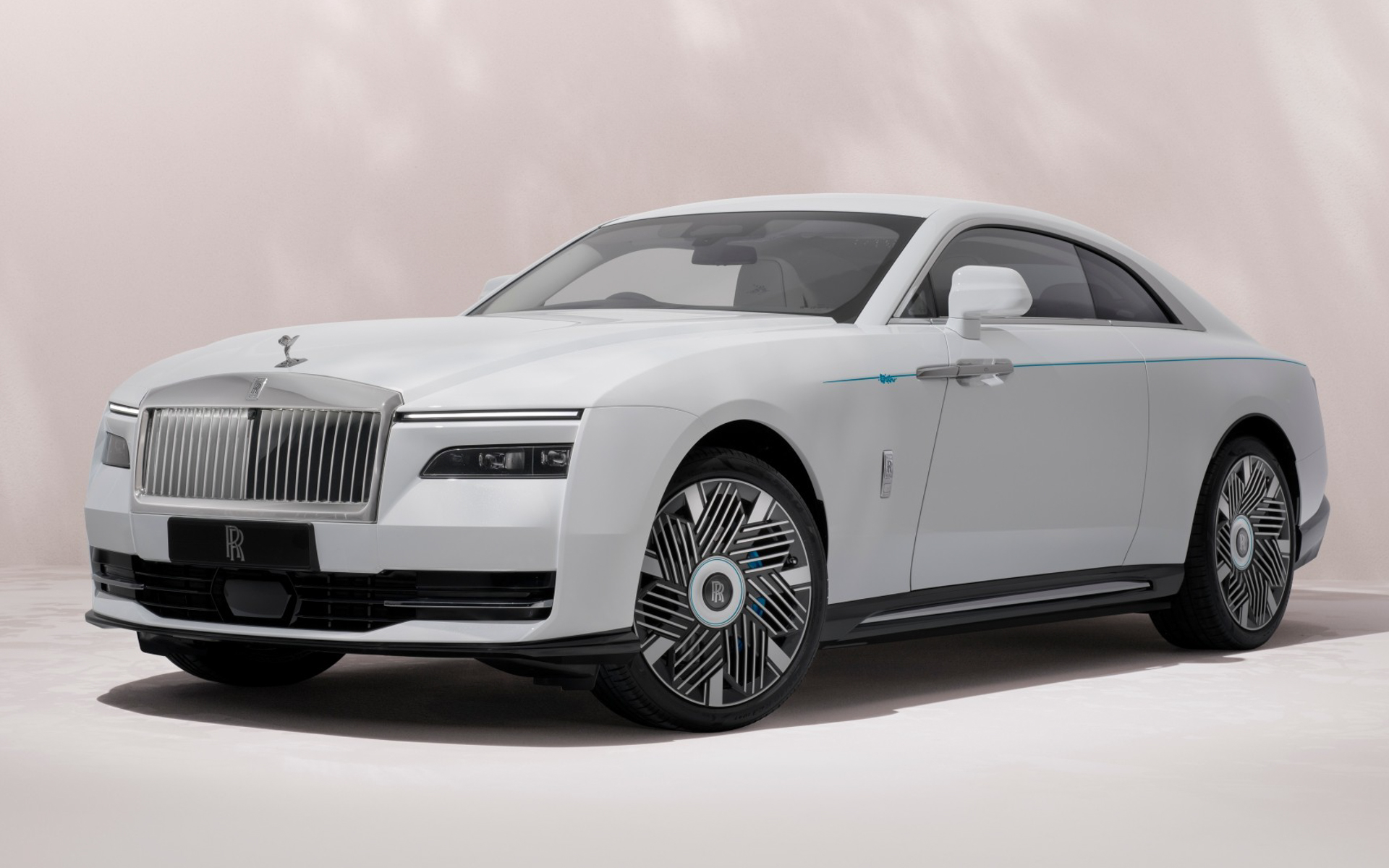 スペクター・インスパイアード by プリマヴェーラ「エヴァネッセント」