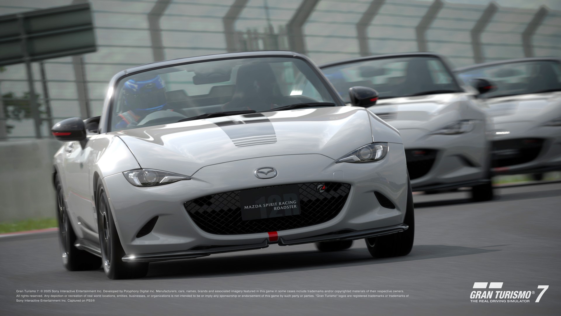 グランツーリスモ7に追加されたマツダの「ロードスター12R」