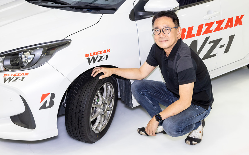 215/55R17インチ ブリヂストン ブリザック WZ-1 WZ1 5H100 スタッドレスタイヤホイール4本セット ウェッズ レオニス WX BKMC