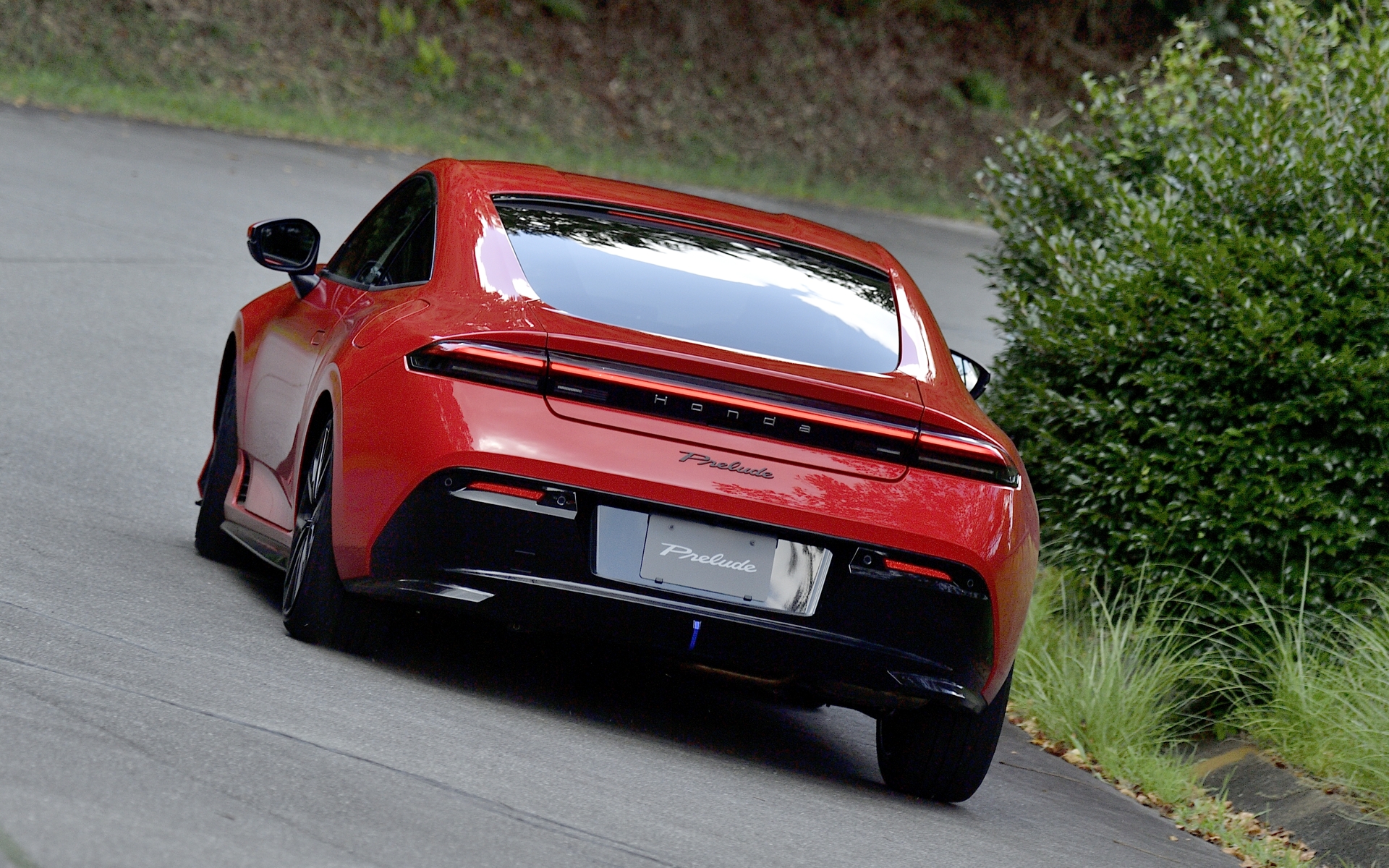 お任せ状態でも仮想ギアが次々にアップダウンを繰り返して気持ちよく走れる