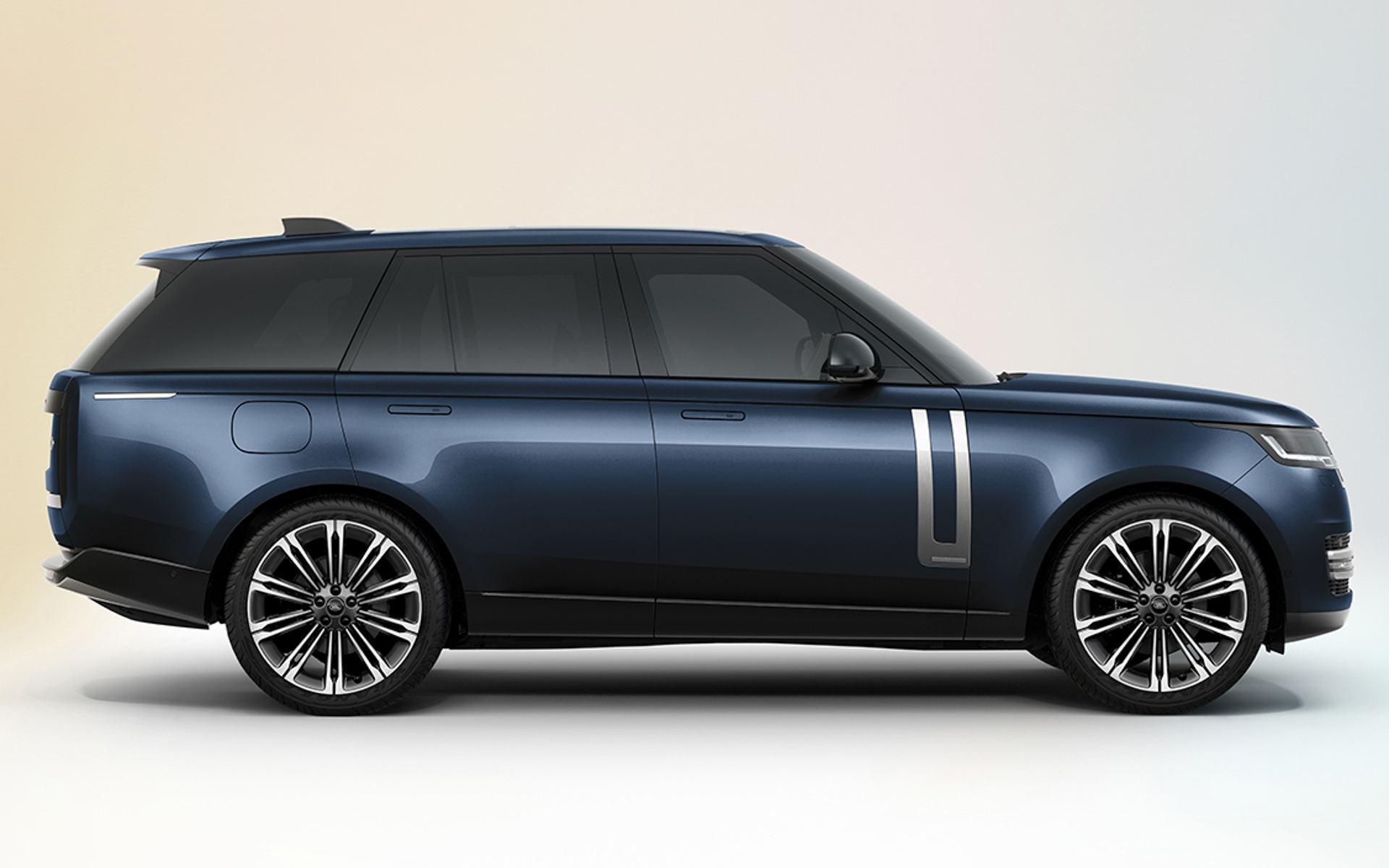 特別限定モデル「レンジローバー 55イヤーズエディション」が誕生した