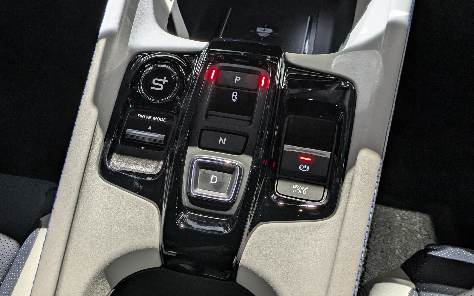 ホンダ車として初となる制御技術「Honda S＋ Shift」を採用