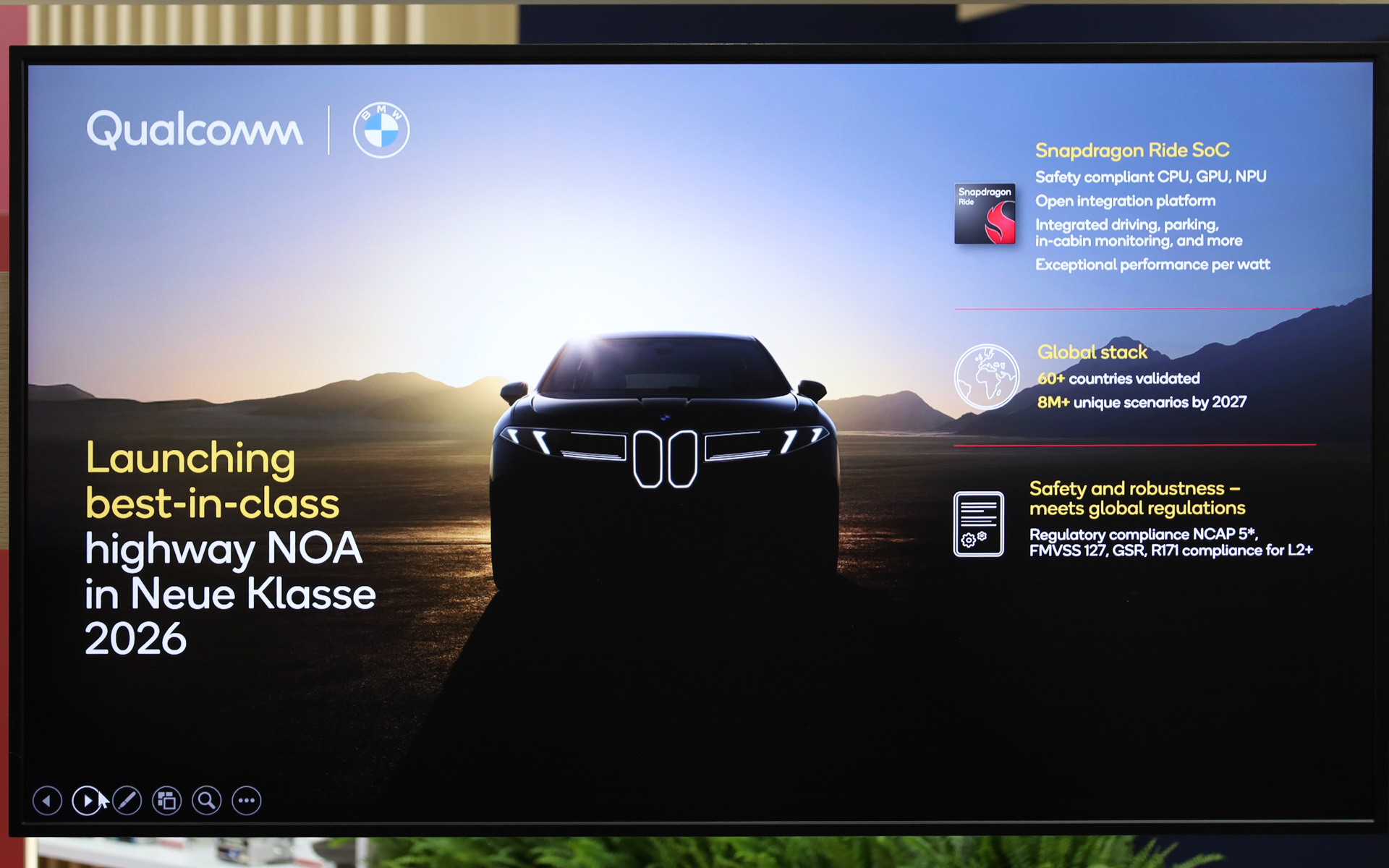 BMWとのプロジェクトを紹介するスライド