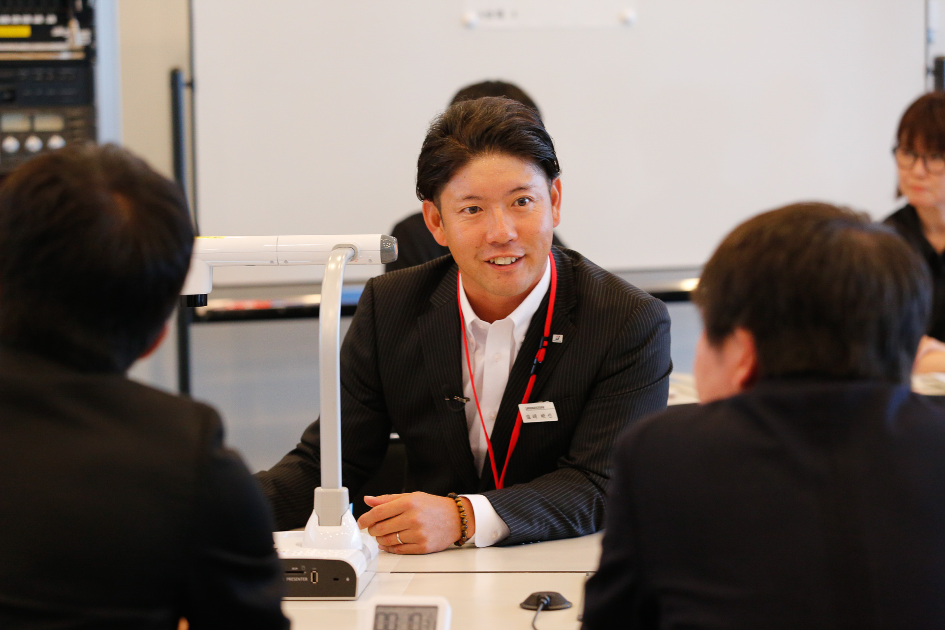 ソリューションエンジニアコンテストの地区予選には339名が出場し、全国大会では代表16名が参加した