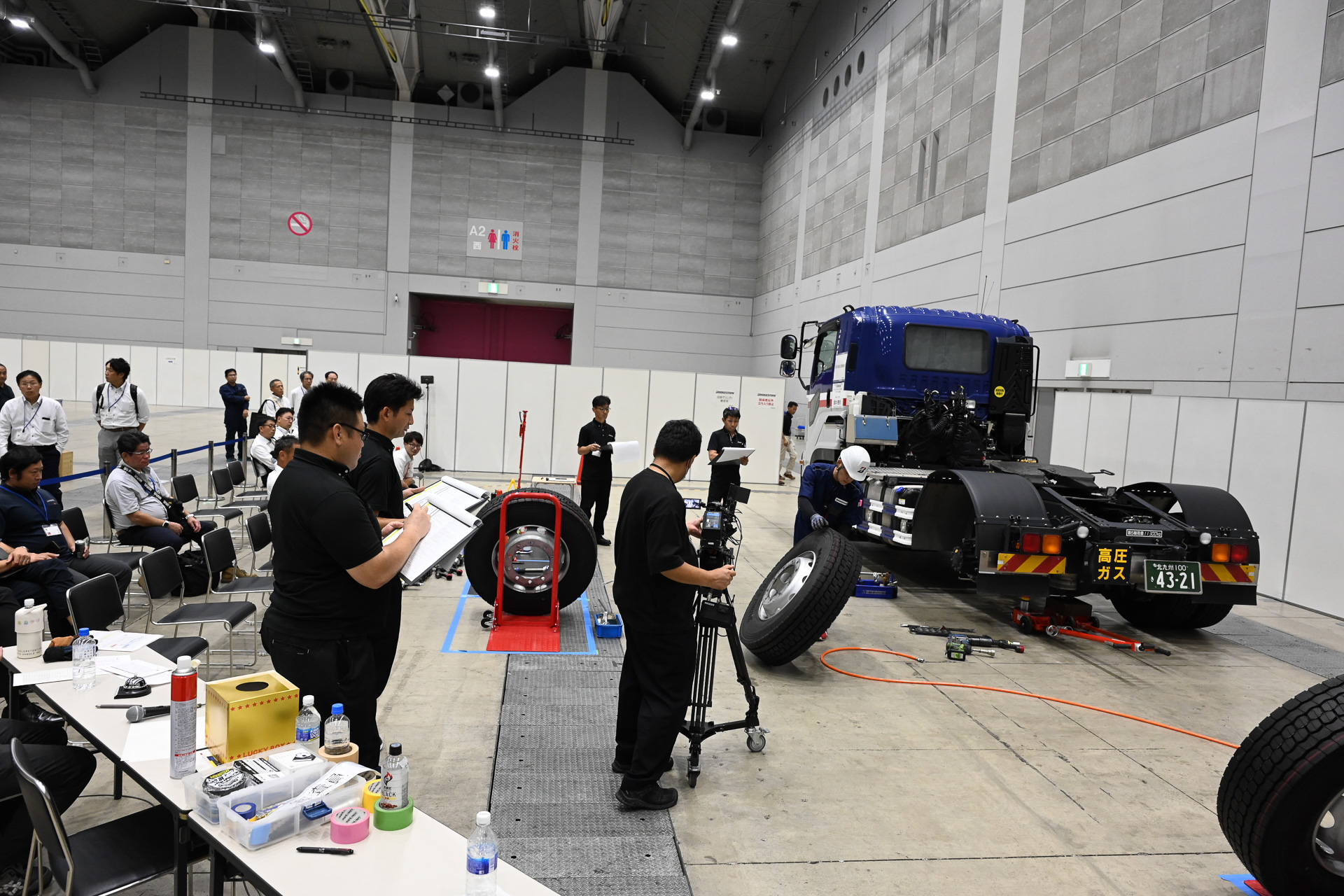 「第15回技能グランプリ全国大会」「第3回ソリューションエンジニアコンテスト全国大会」が北九州国際会議場で行なわれた