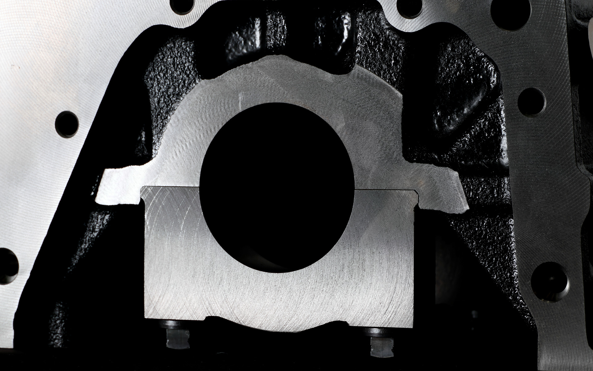 クランクキャップ（シリンダーブロックSUB-ASSY）