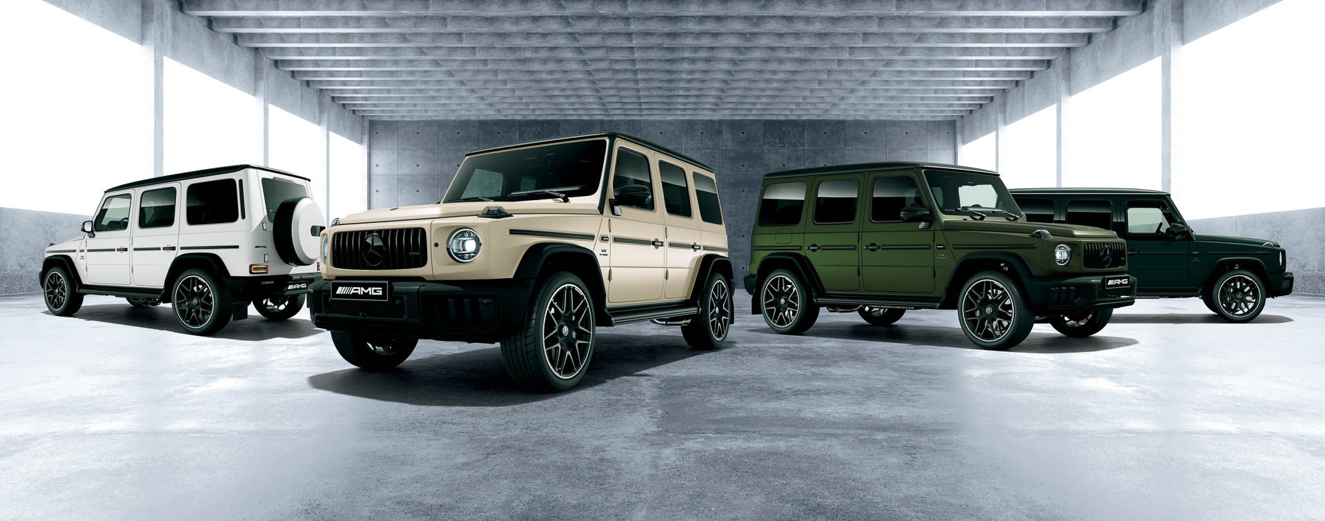 G 63 Black Accent Editionは、MANUFAKTURオパリスホワイトマグノ（マット）、MANUFAKTURカラハリゴールドマグノ（マット）、MANUFAKTURオリーブマグノ（マット）、MANUFAKTURナイトブラックマグノ（マット）の4色を設定