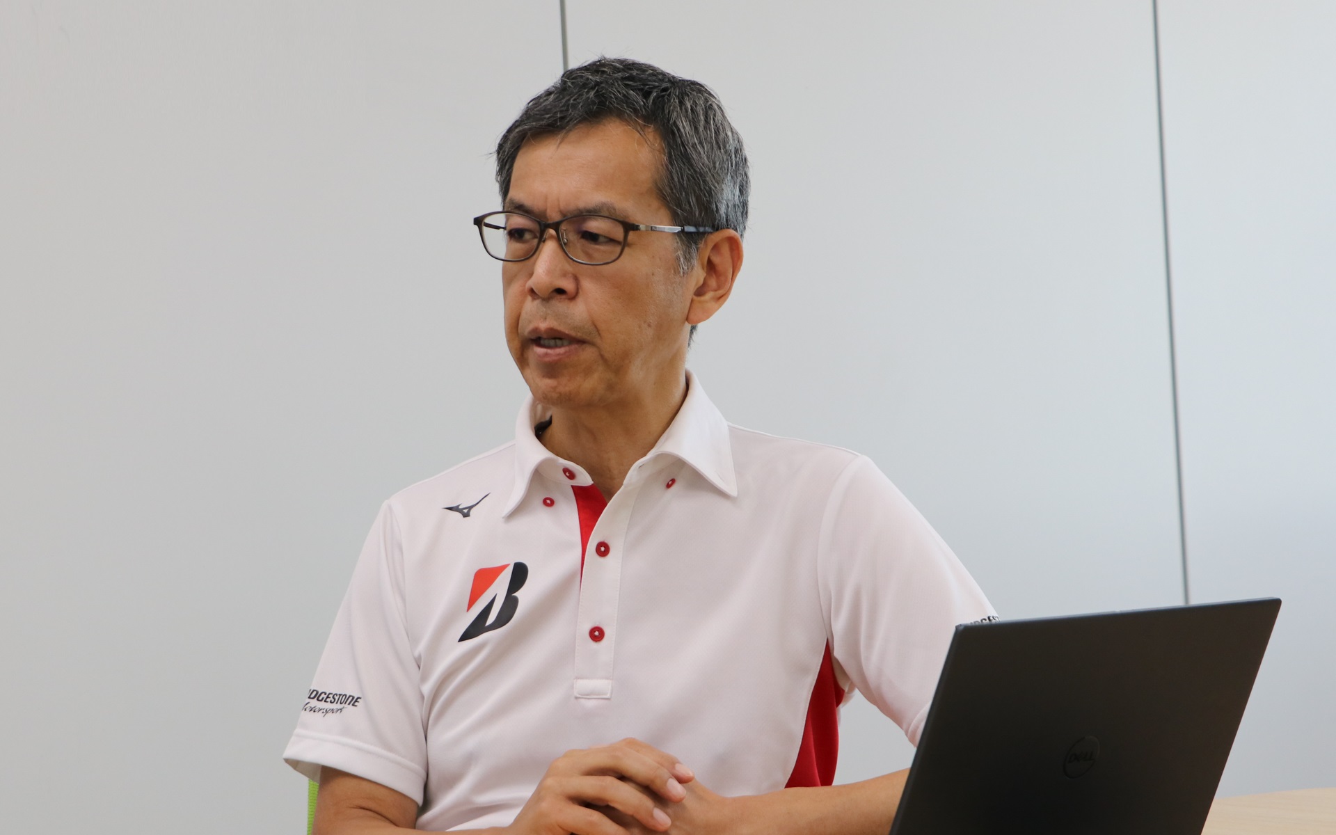 サステナブルは自社だけでなく、業界全体で取り組むことが重要と語る