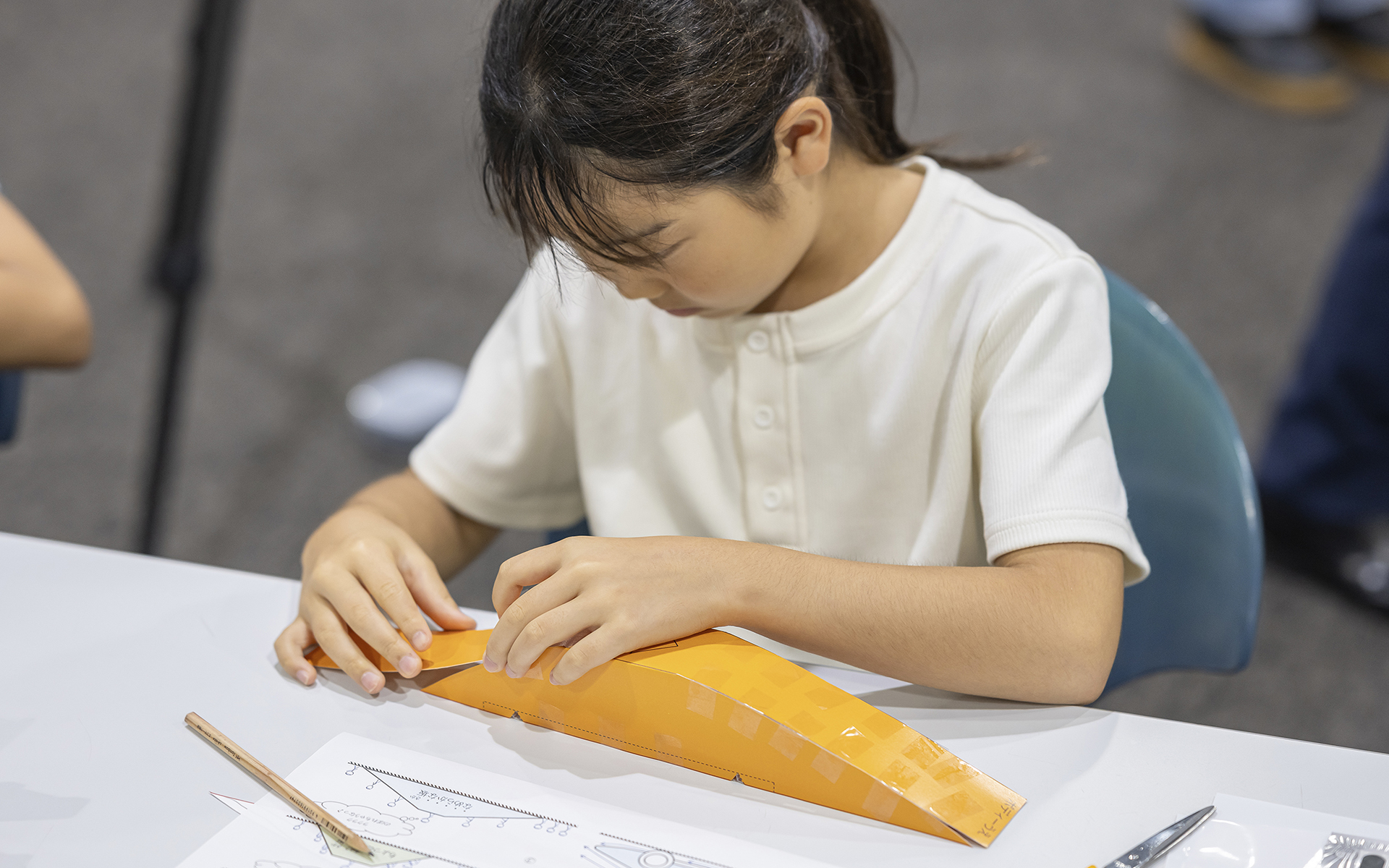 ボディ形状をなめらかに……ということで流線型ができあがっていく