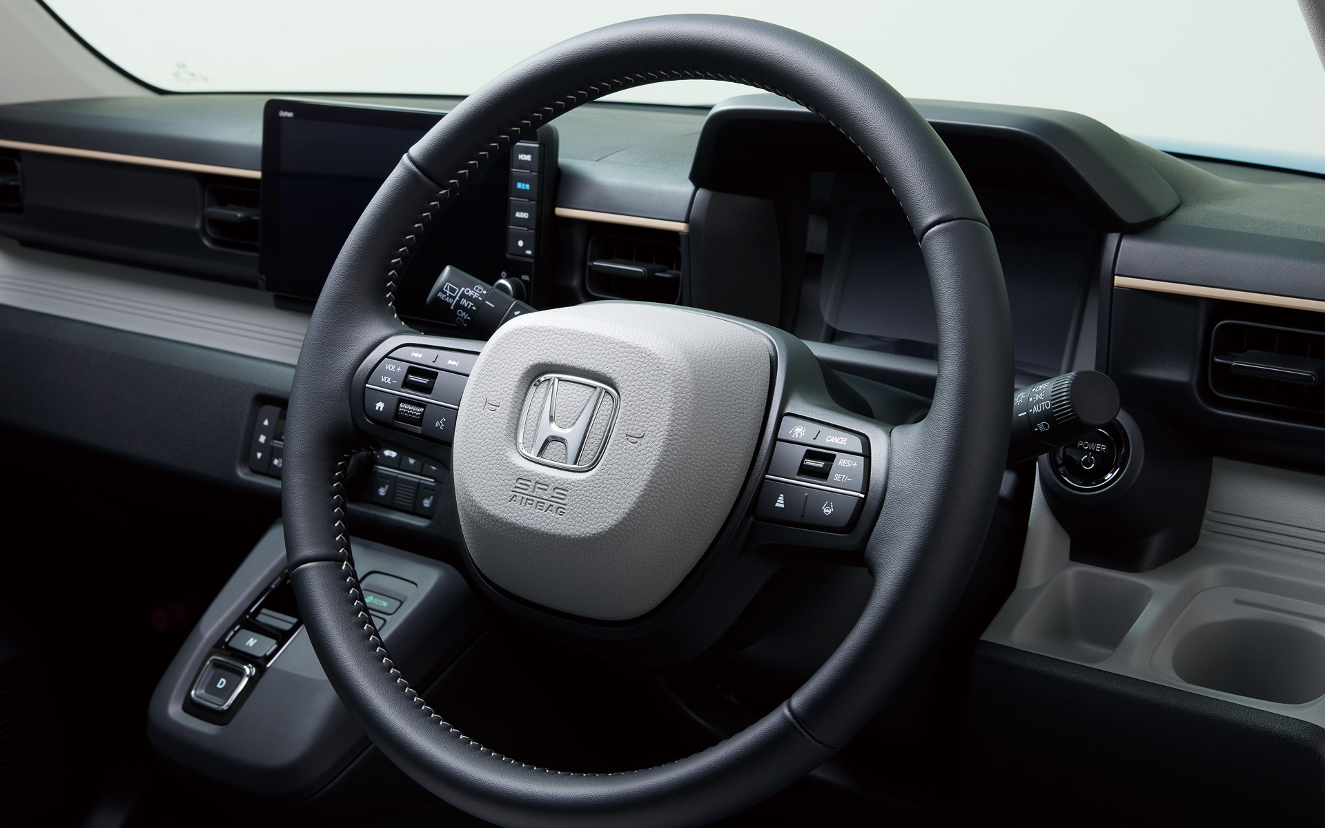 本革巻きステアリングホイール