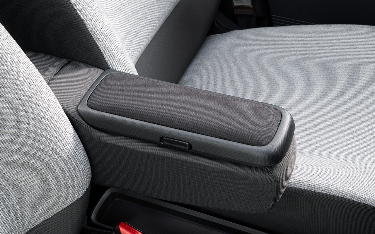 アームレストコンソール（グレー/1万9800円）