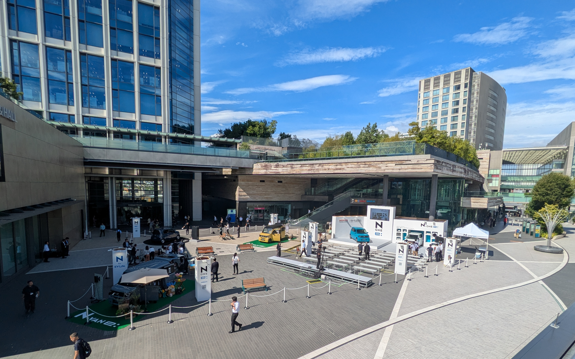 会場は複合施設「二子玉川ライズ」の1F中央広場（東京都世田谷区玉川2-21-1）