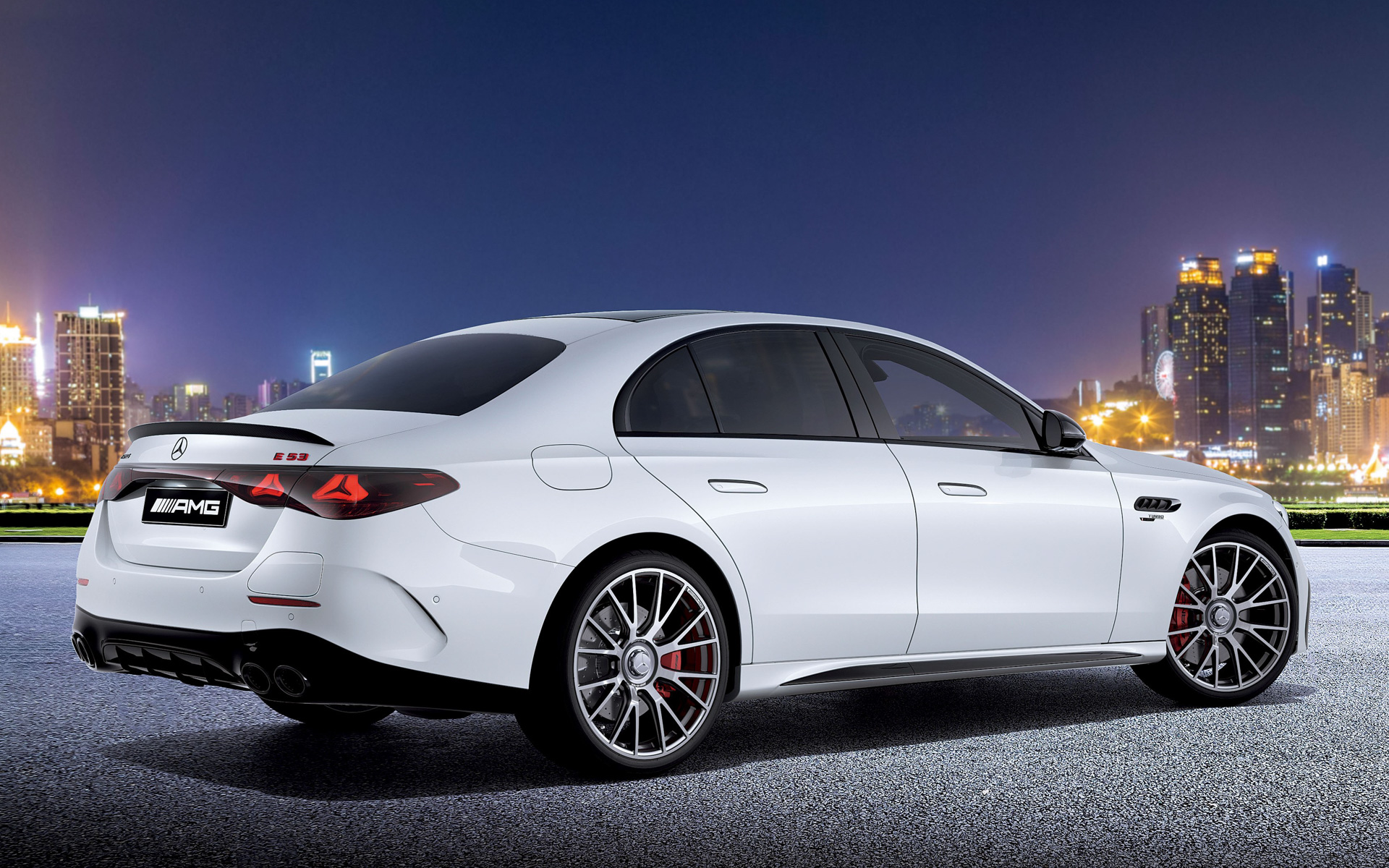 Mercedes-AMG E 53 HYBRID 4MATIC+ Edition Night Carbon（PHEV）