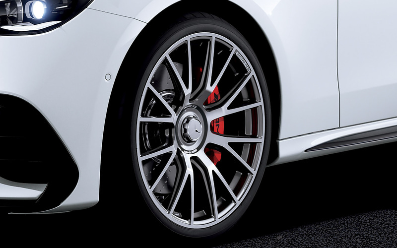メルセデス・ベンツ、全国限定150台の特別仕様車「メルセデスAMG E 53